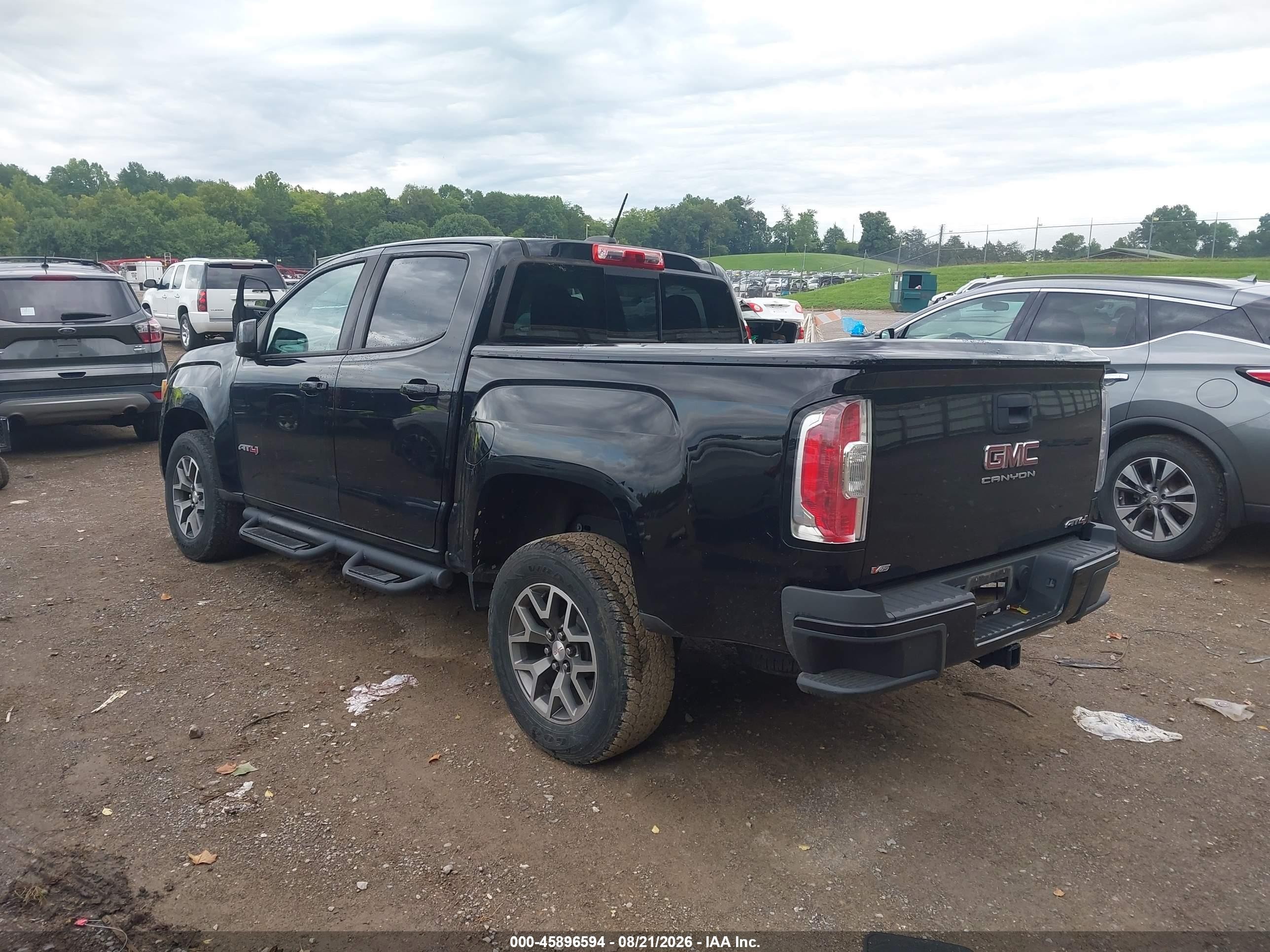 2021 Gmc Canyon 4wd  Short Box At4 - Cloth Черный vin: 1GTG6FENXM1118531