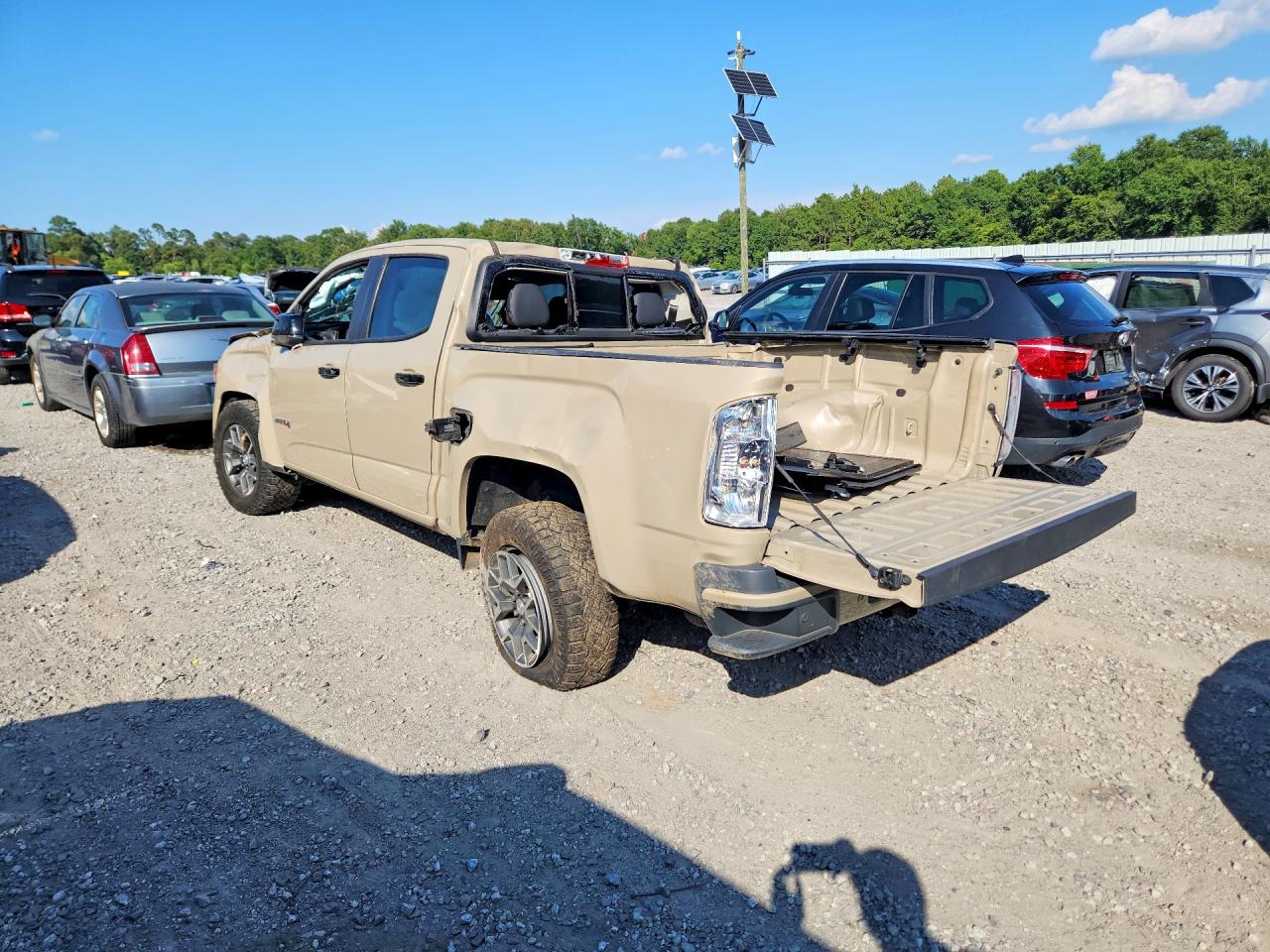 2022 Gmc Canyon At4 Tan vin: 1GTG6FENXN1250481