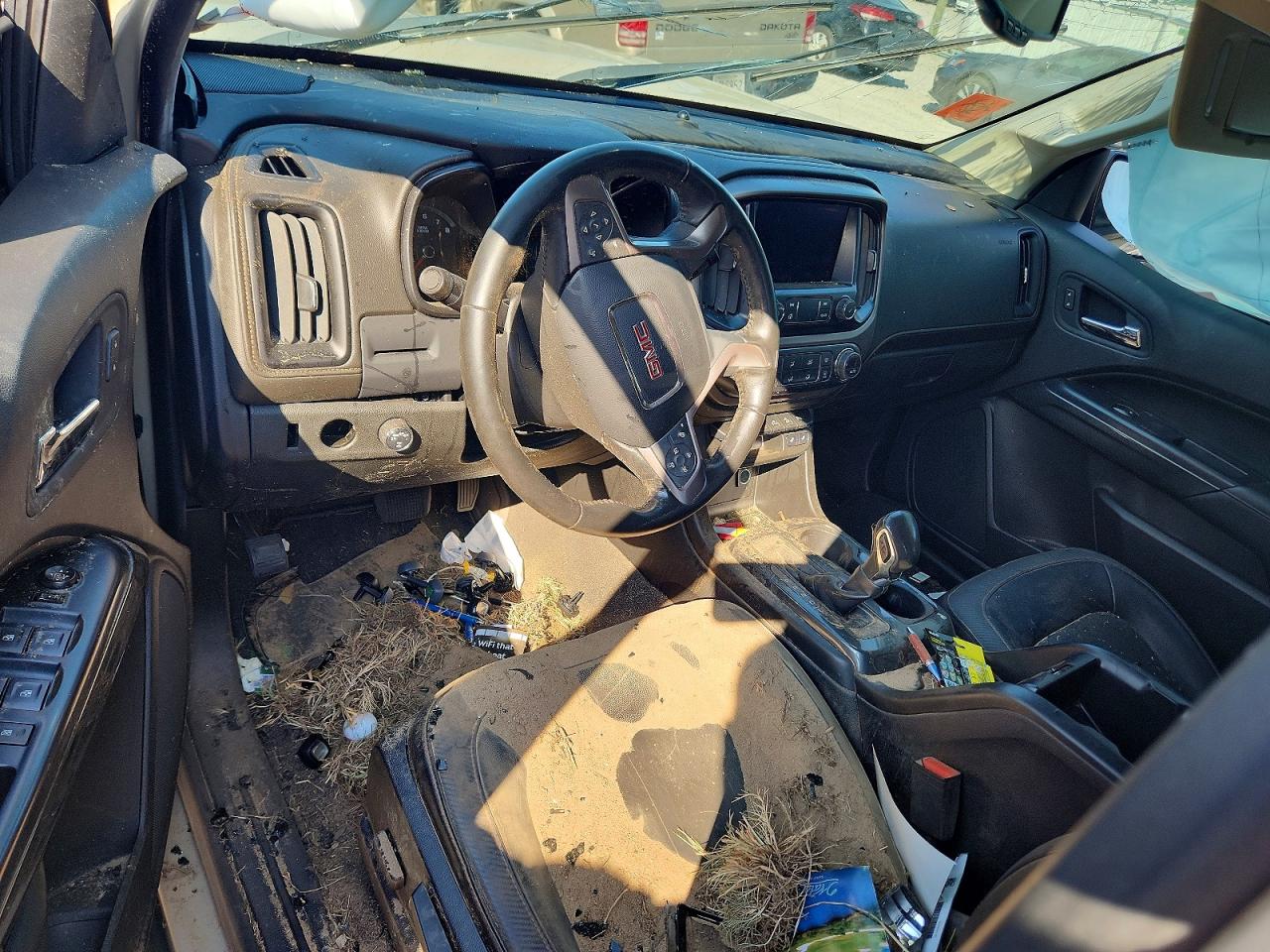 2022 Gmc Canyon At4 Tan vin: 1GTG6FENXN1250481