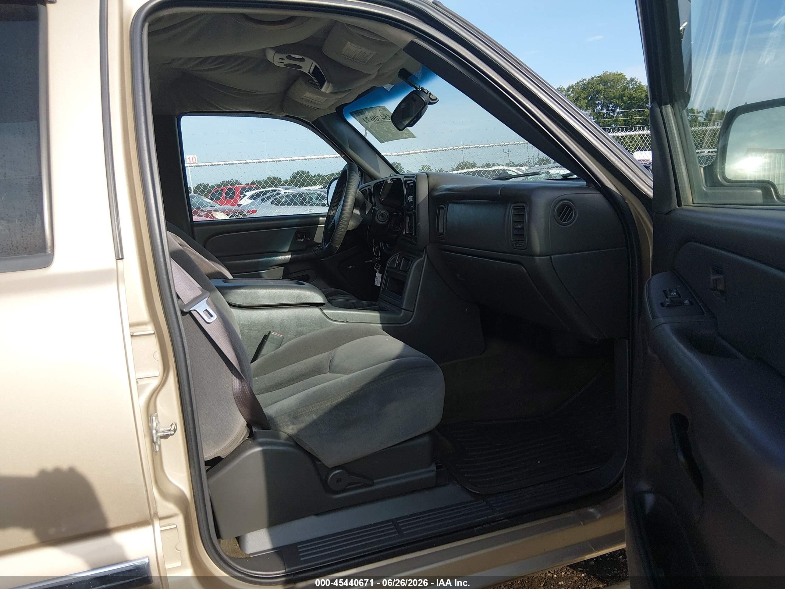 2004 Gmc Sierra 2500 Sle Tan vin: 1GTGC23UX4F226694