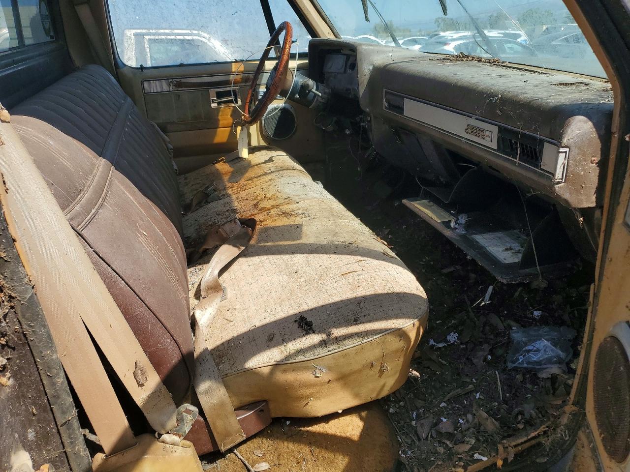 1985 Gmc C2500 Two Tone vin: 1GTGC24J1FJ510767