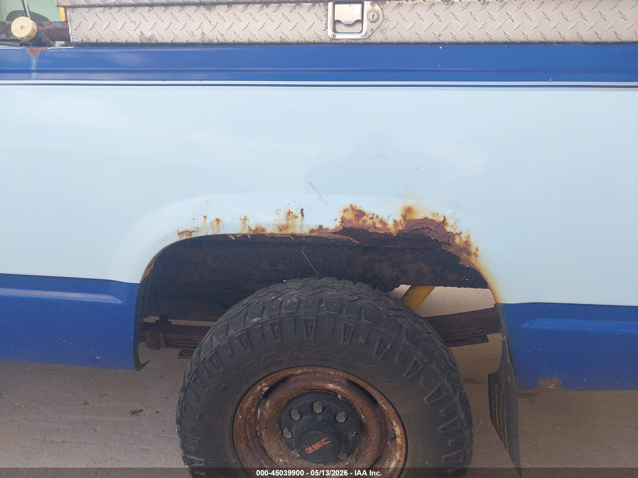 1996 Gmc Sierra C2500 Blue vin: 1GTGC24J2TE551932