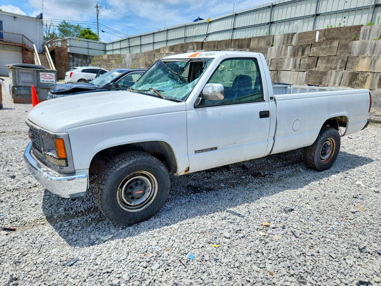 1GTGC24R6YR186547