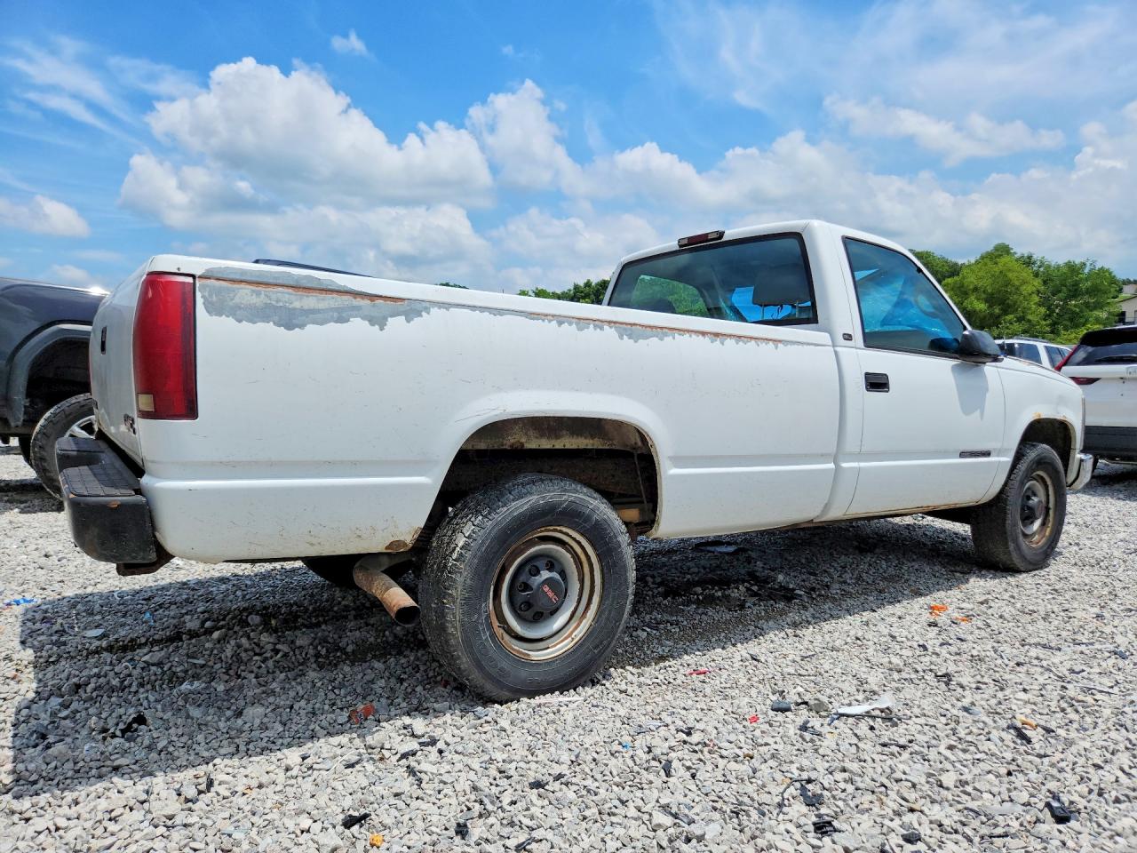 2000 Gmc Sierra C2500 White vin: 1GTGC24R6YR186547