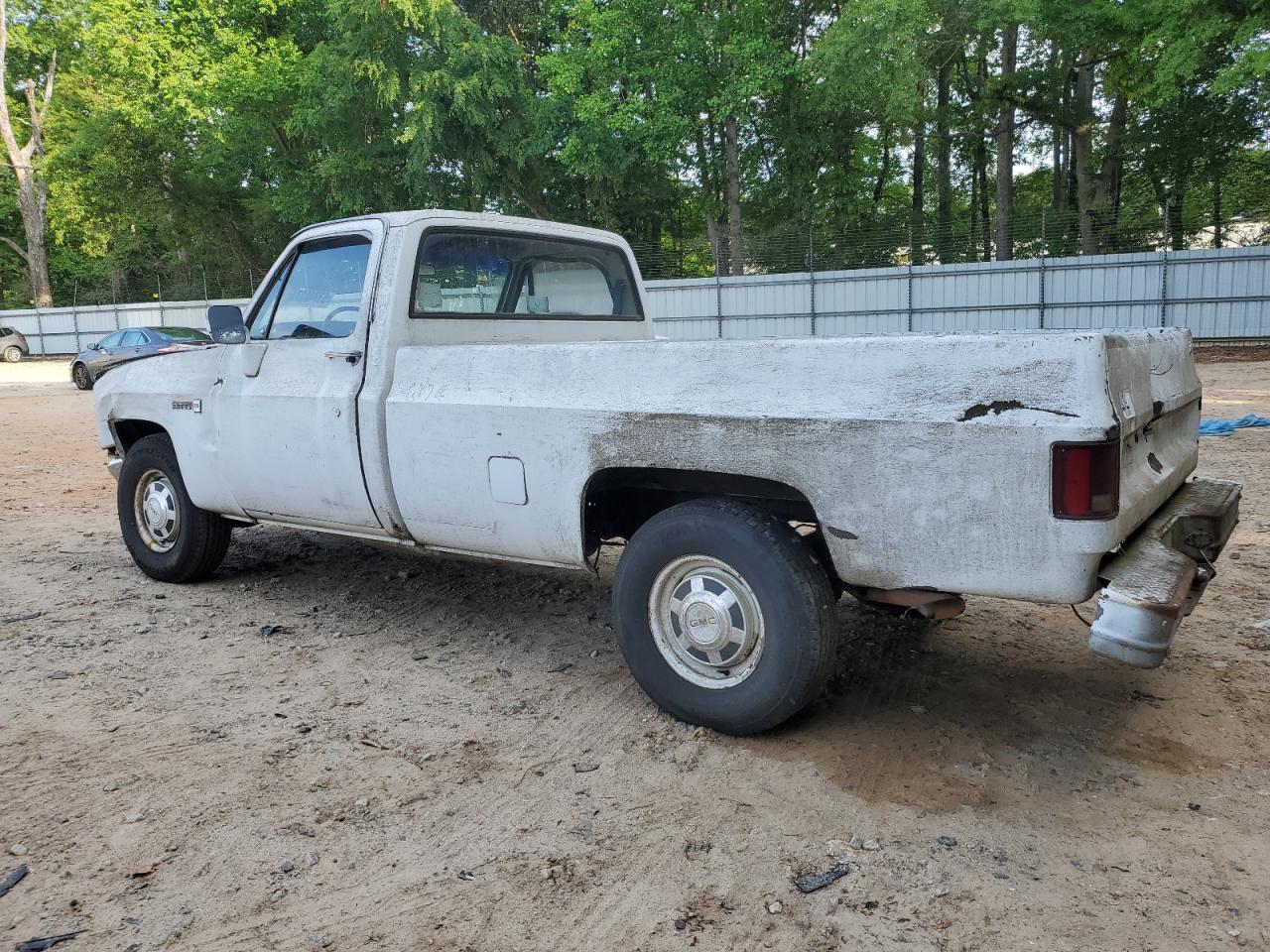1985 Gmc C2500  White vin: 1GTGC24T2FJ508348