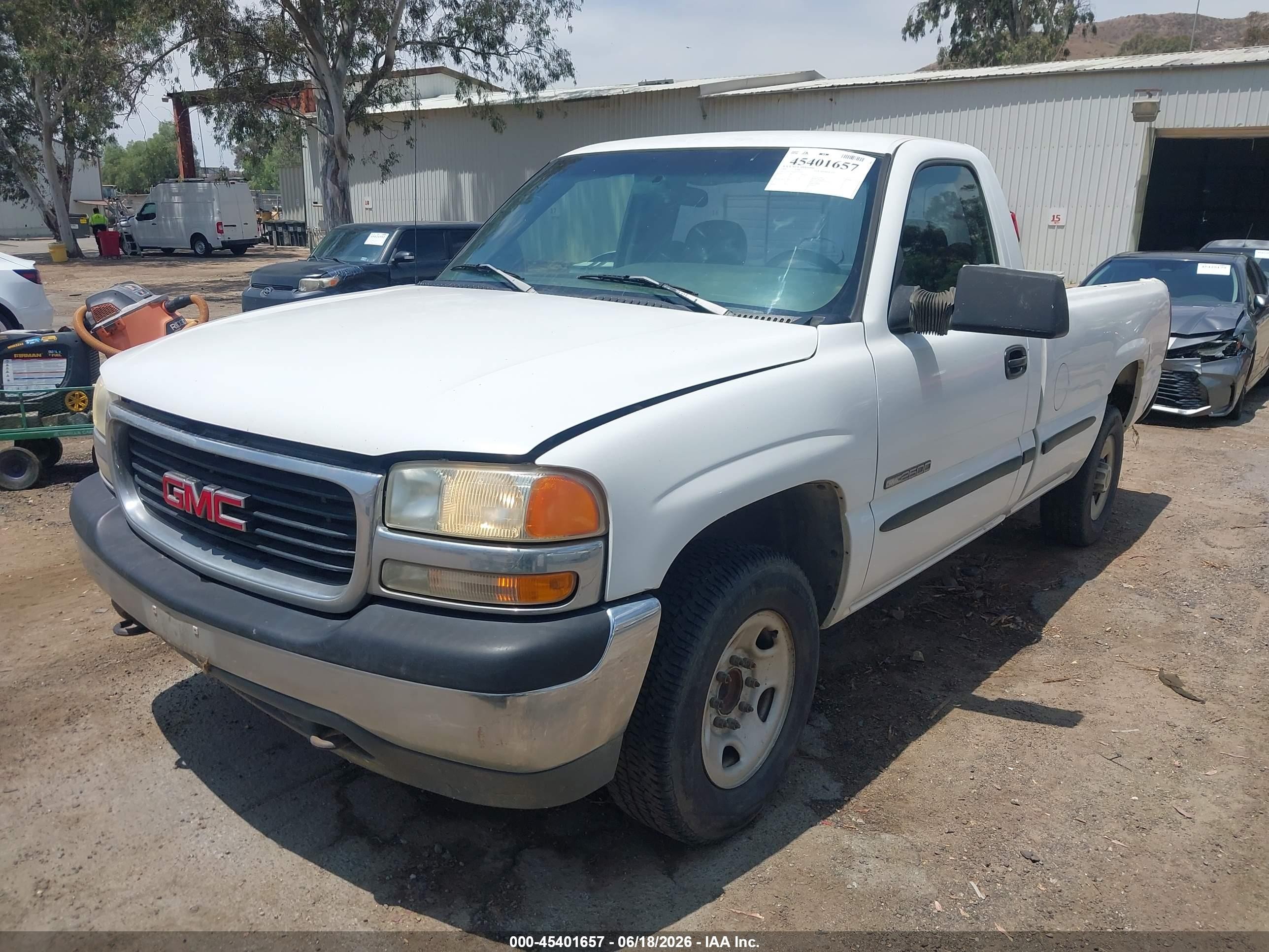 1999 Gmc New Sierra 2500 Sl White vin: 1GTGC24U2XE535763