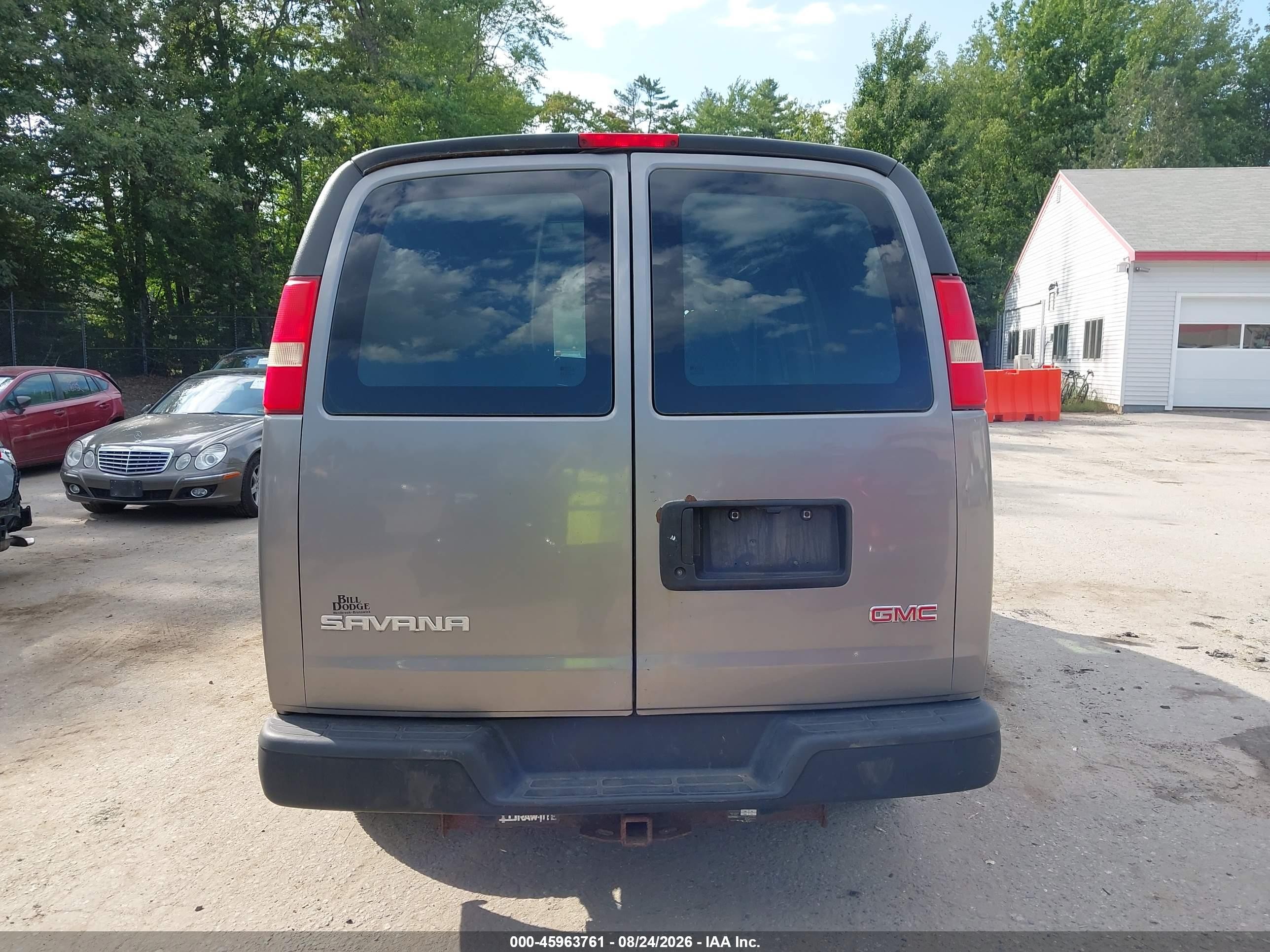 2008 Gmc Savana Work Van Gray vin: 1GTGG25K081130253
