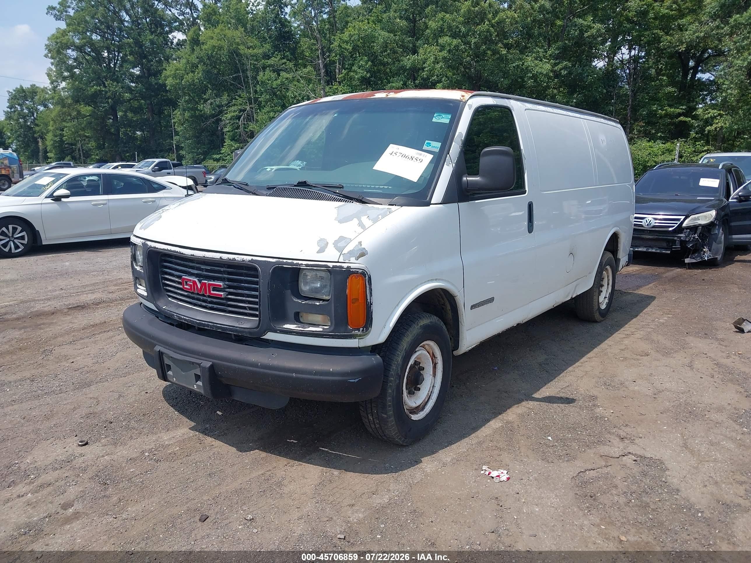 2002 Gmc Savana Standard White vin: 1GTGG25R421172266