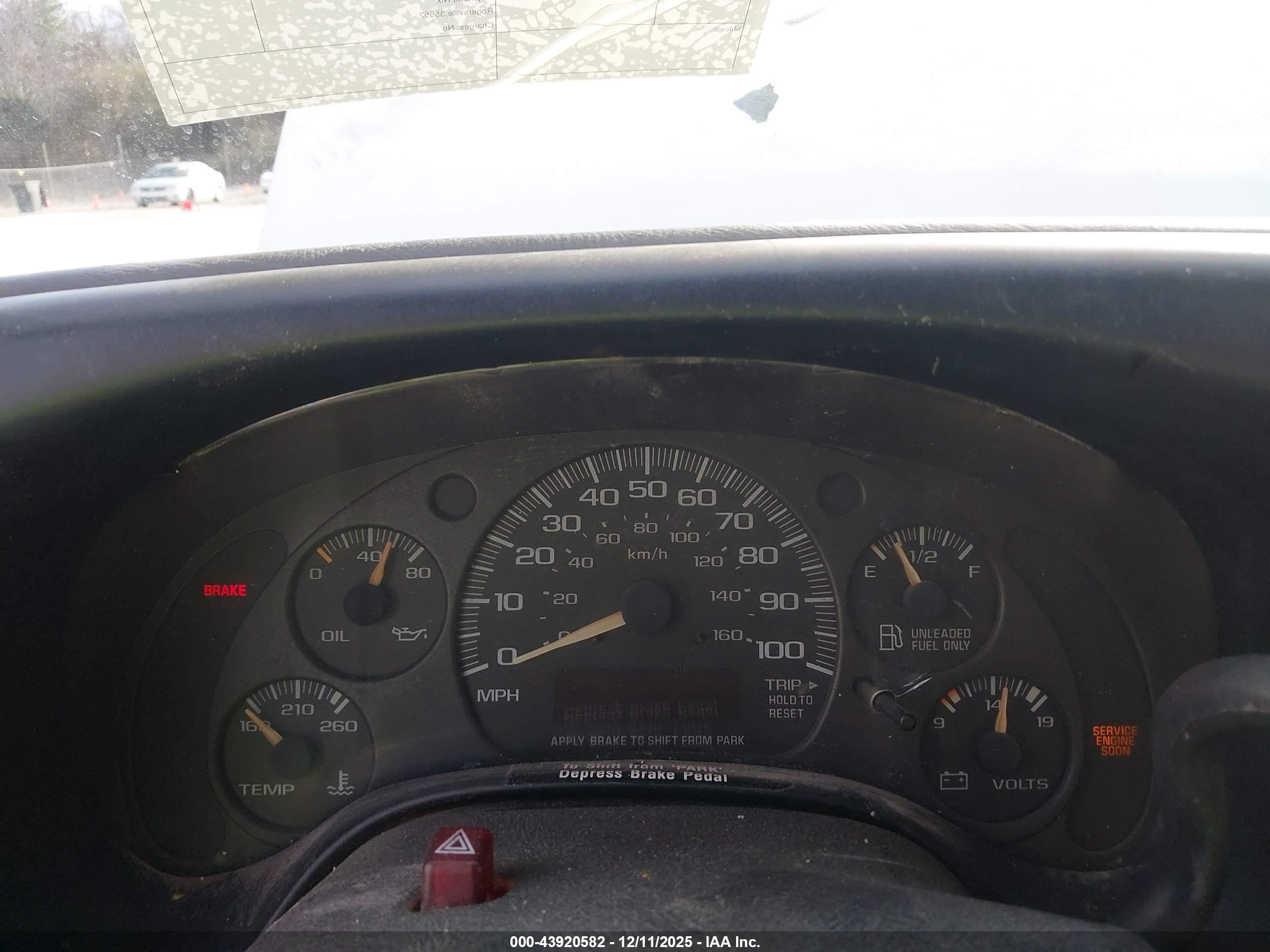 2002 Gmc Savana Standard White vin: 1GTGG25R621903120