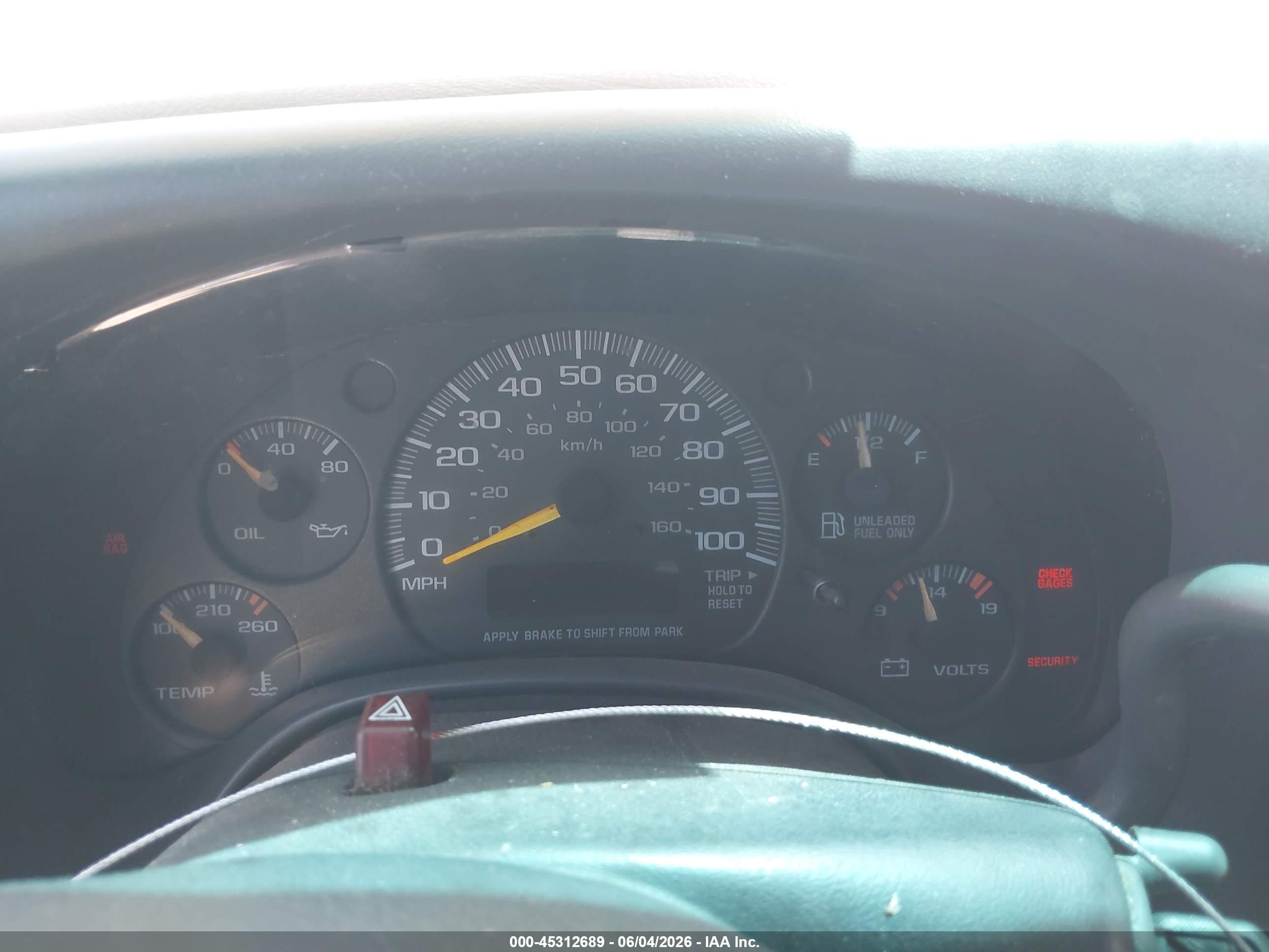 2000 Gmc Savana Standard White vin: 1GTGG25R6Y1244657