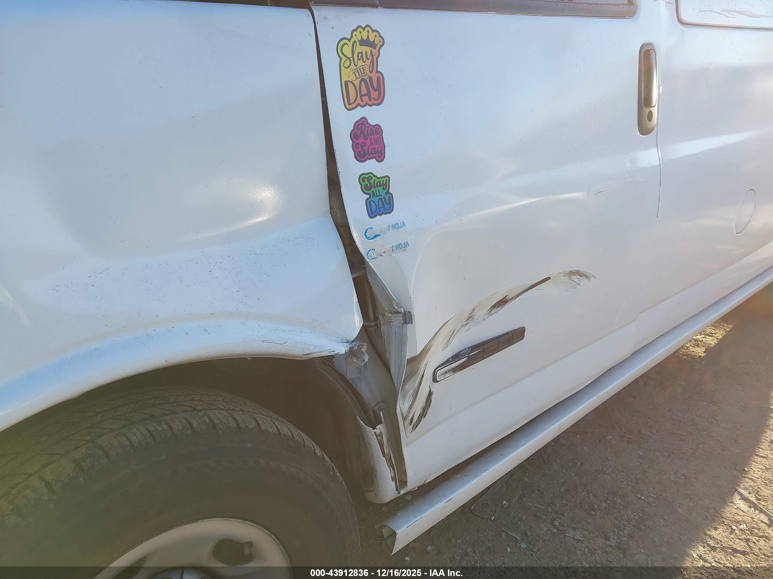 2003 Gmc Savana Standard Белый vin: 1GTGG25U231159909