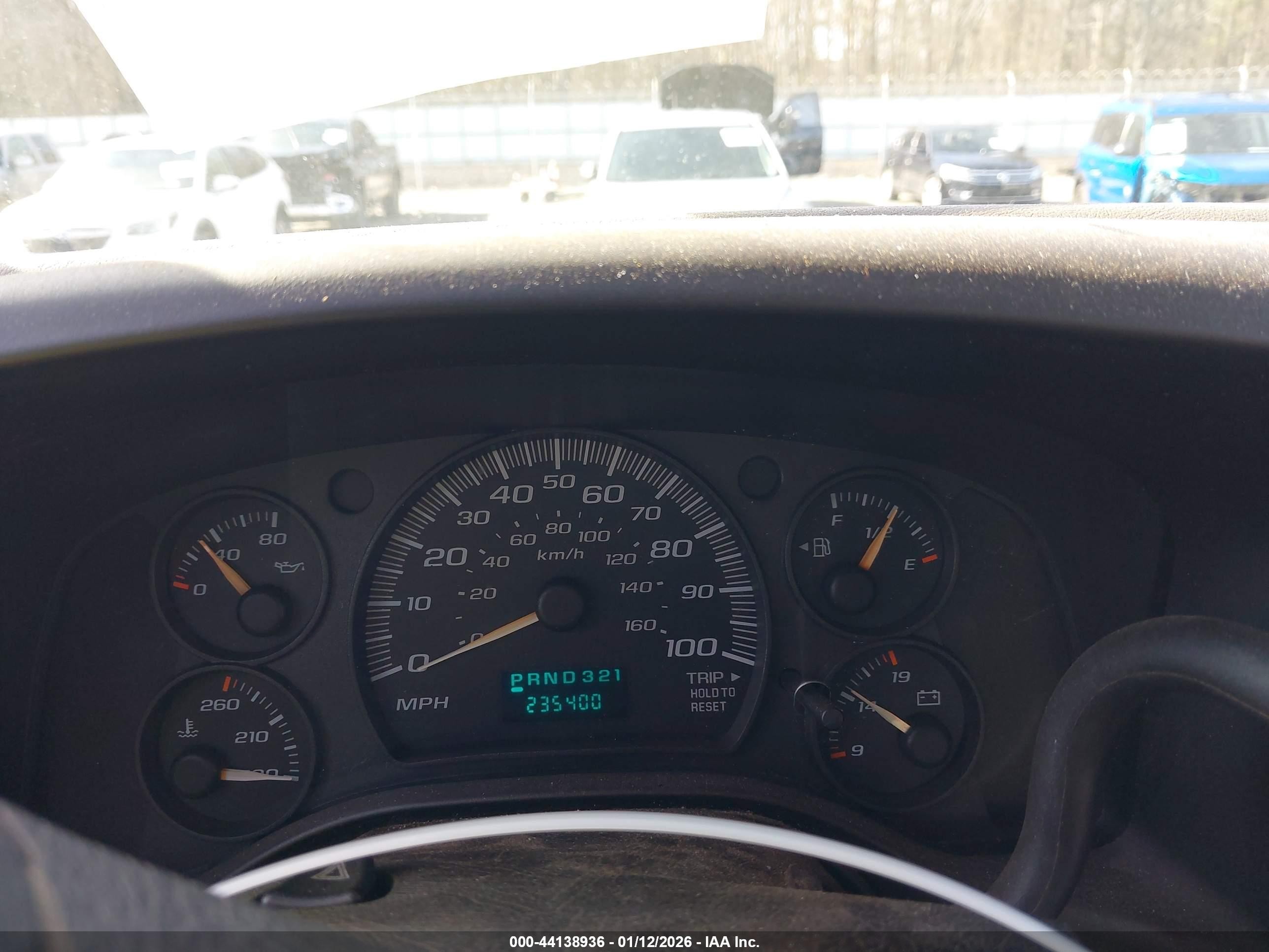 2004 Gmc Savana Standard White vin: 1GTGG25V241242492