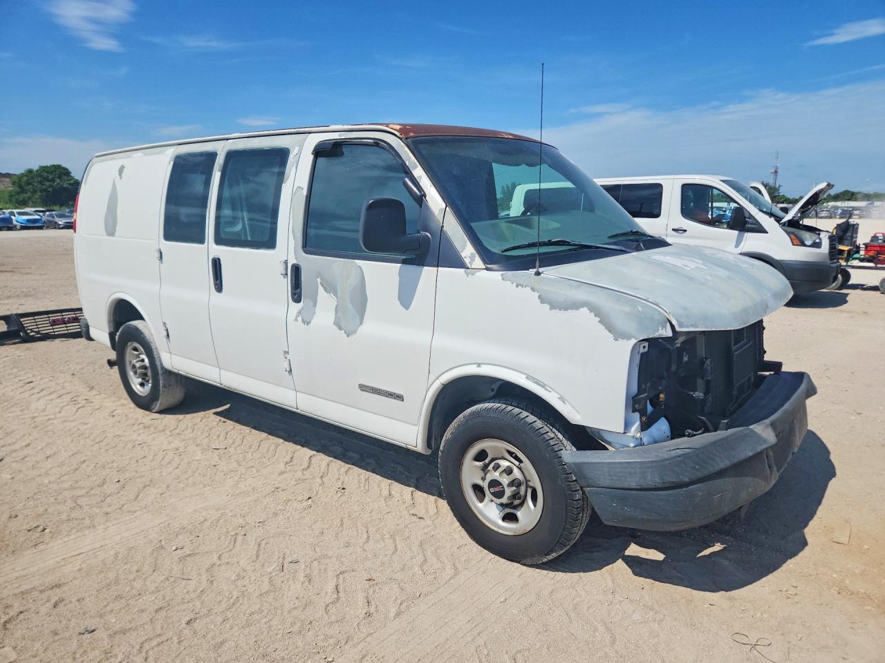 2005 Gmc Savana G2500 White vin: 1GTGG25V351195586