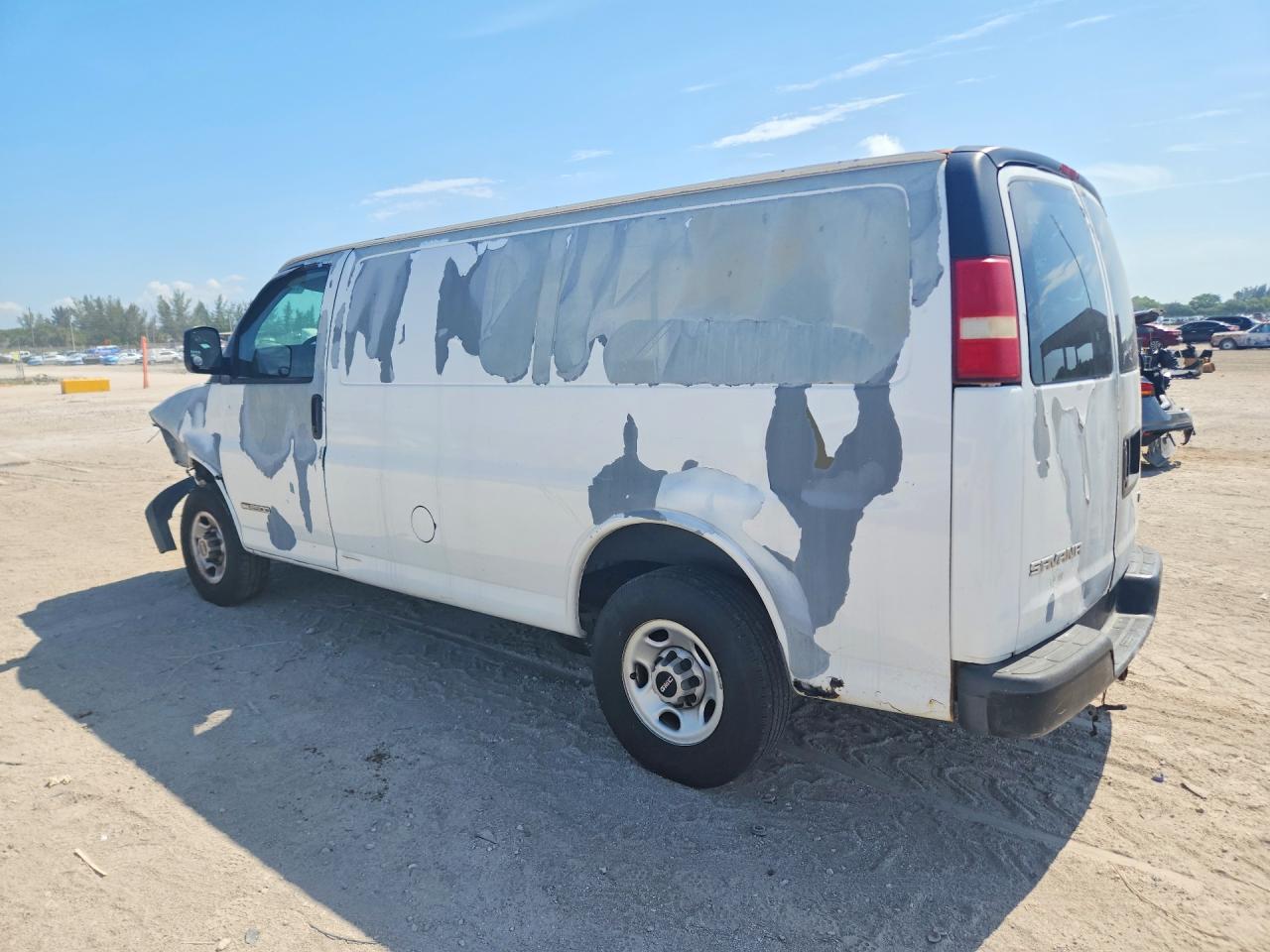 2005 Gmc Savana G2500 White vin: 1GTGG25V351195586