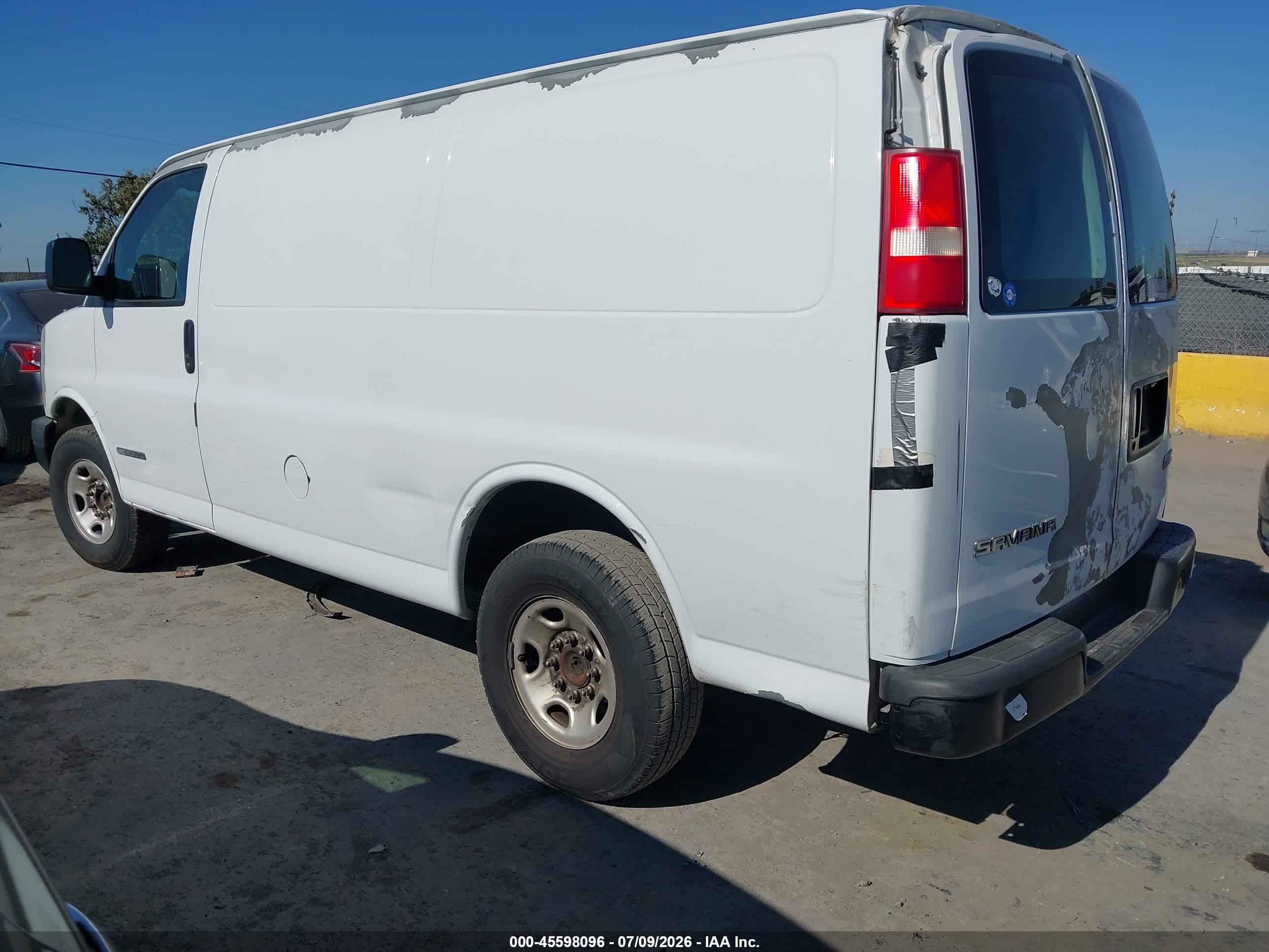 2005 Gmc Savana Standard White vin: 1GTGG25V651139898