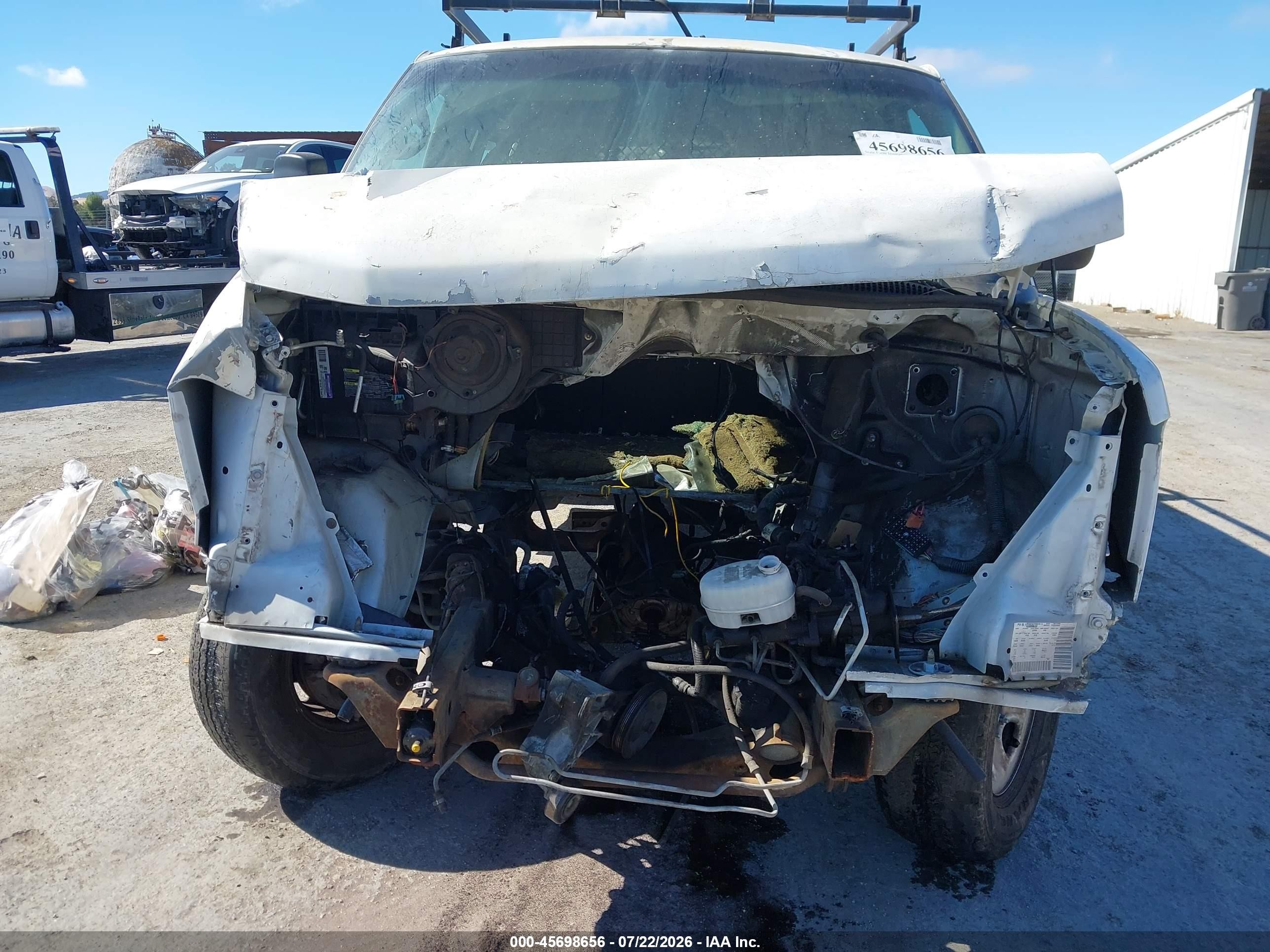 2005 Gmc Savana Standard White vin: 1GTGG25V751901295
