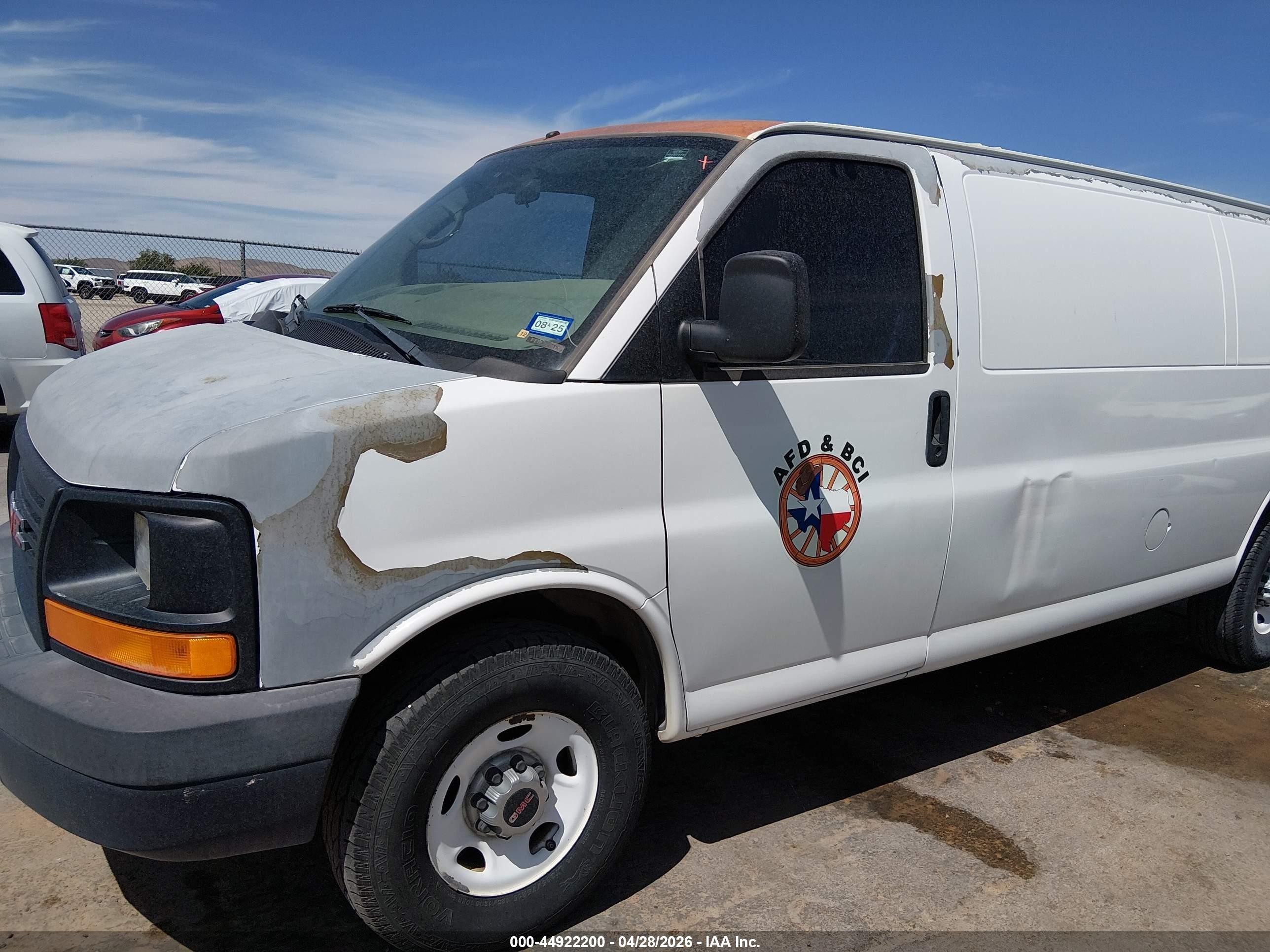 2008 Gmc Savana Work Van White vin: 1GTGG29C781913153