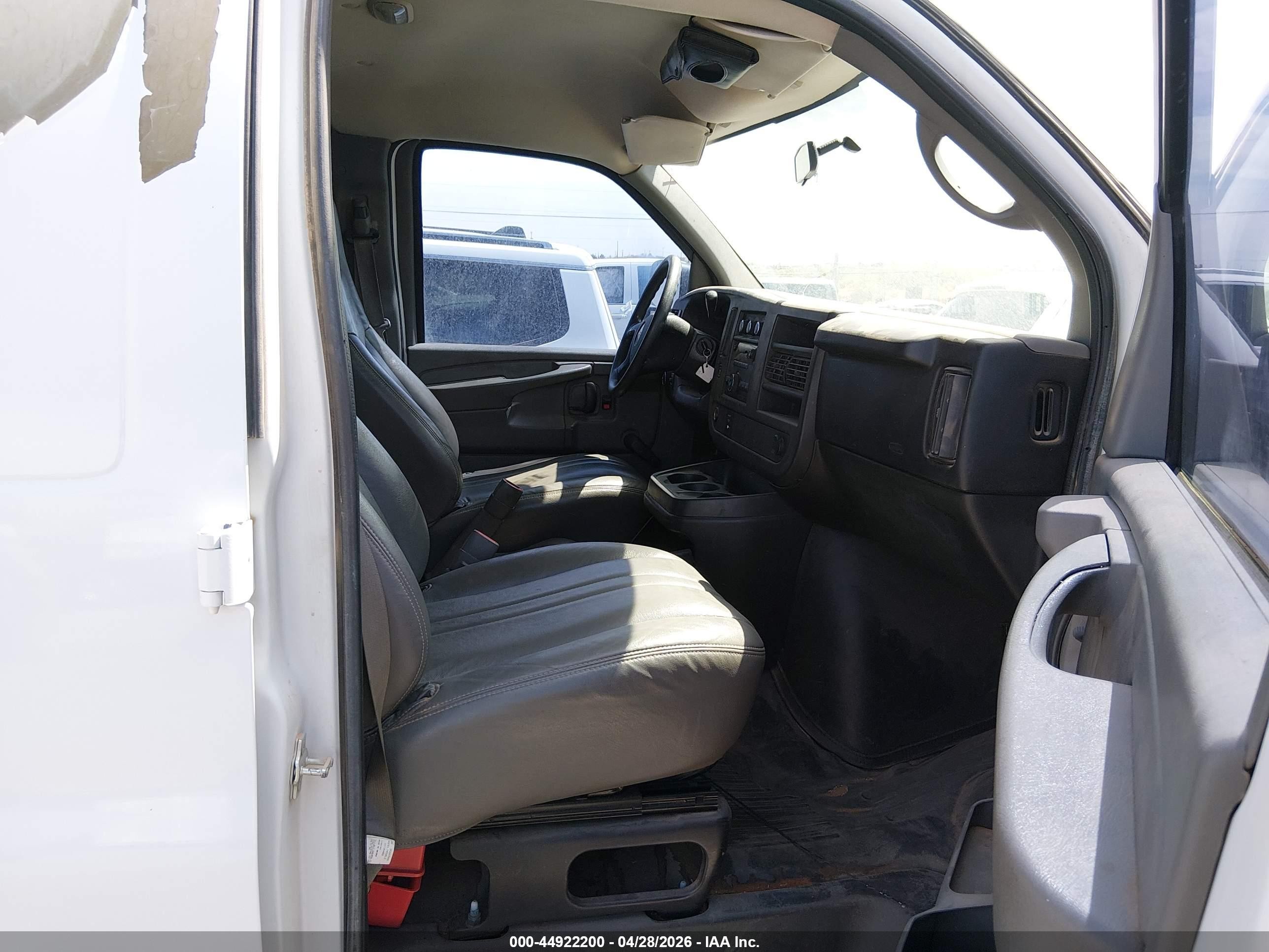 2008 Gmc Savana Work Van White vin: 1GTGG29C781913153
