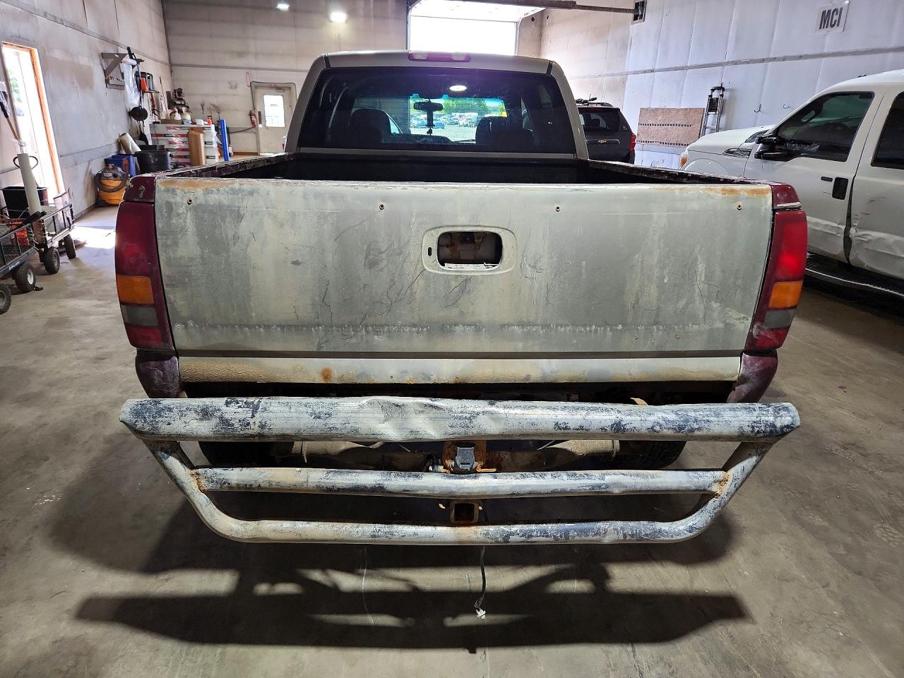 2002 Gmc Sierra K1500 Heavy Duty Tan vin: 1GTGK13U42F192617