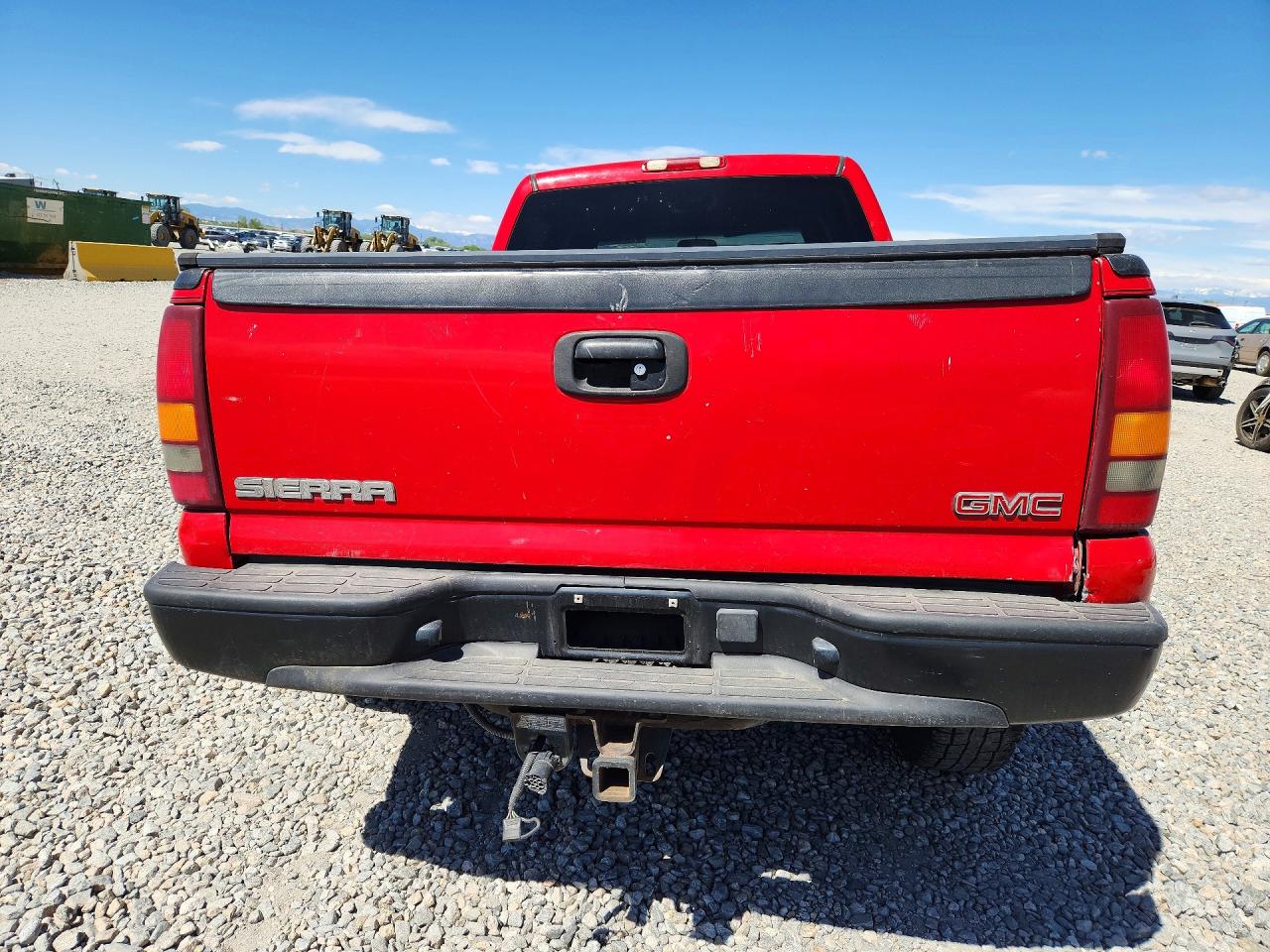 2003 Gmc Sierra K1500 Heavy Duty Red vin: 1GTGK13U83F148301