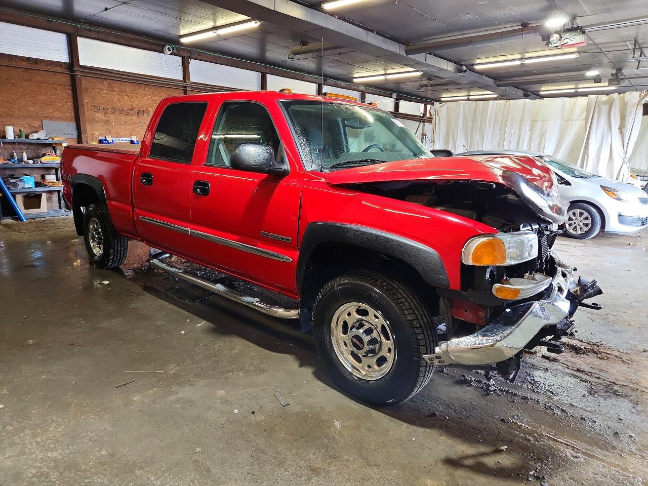 2004 Gmc Sierra K2500 Crew Cab Red vin: 1GTGK23U74F102854