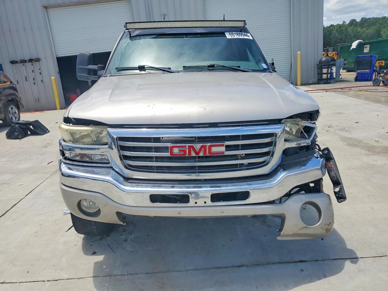 2004 Gmc Sierra K2500 Crew Cab Silver vin: 1GTGK23UX4F134861