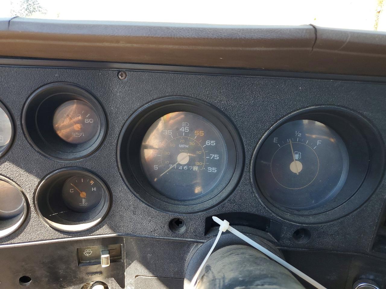1982 Gmc K2500 Green vin: 1GTGK24M7CJ508420