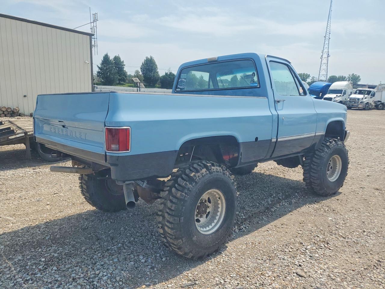 1981 Gmc K2500 Blue vin: 1GTGK24M8BJ509512