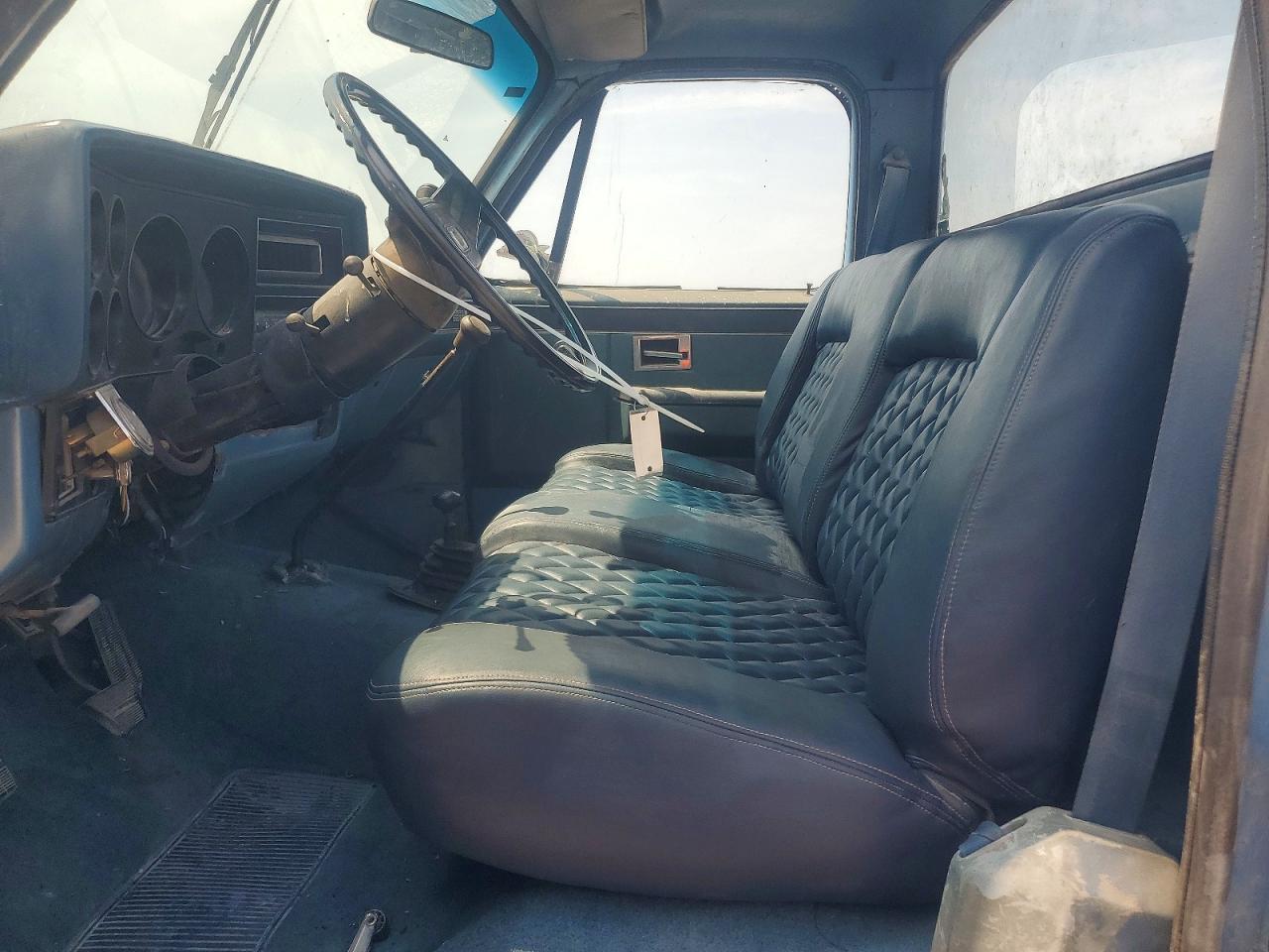 1981 Gmc K2500 Blue vin: 1GTGK24M8BJ509512