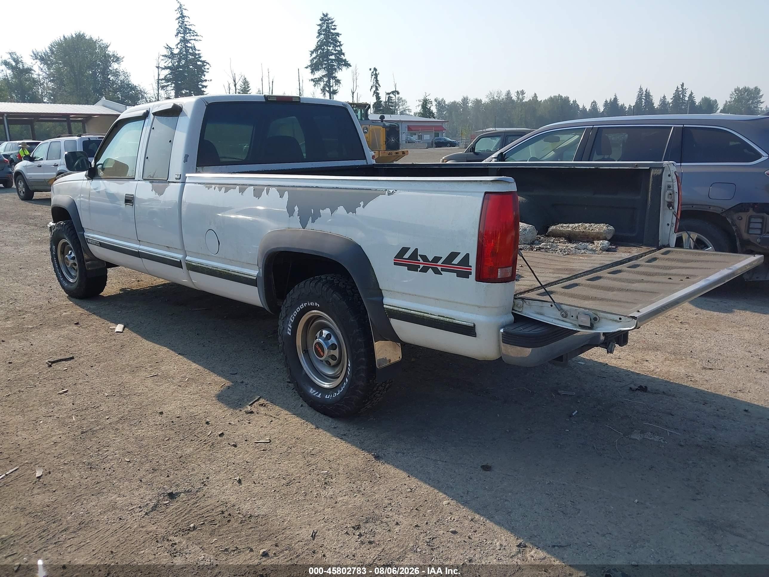 1994 Gmc Sierra K2500 White vin: 1GTGK29FXRE516104