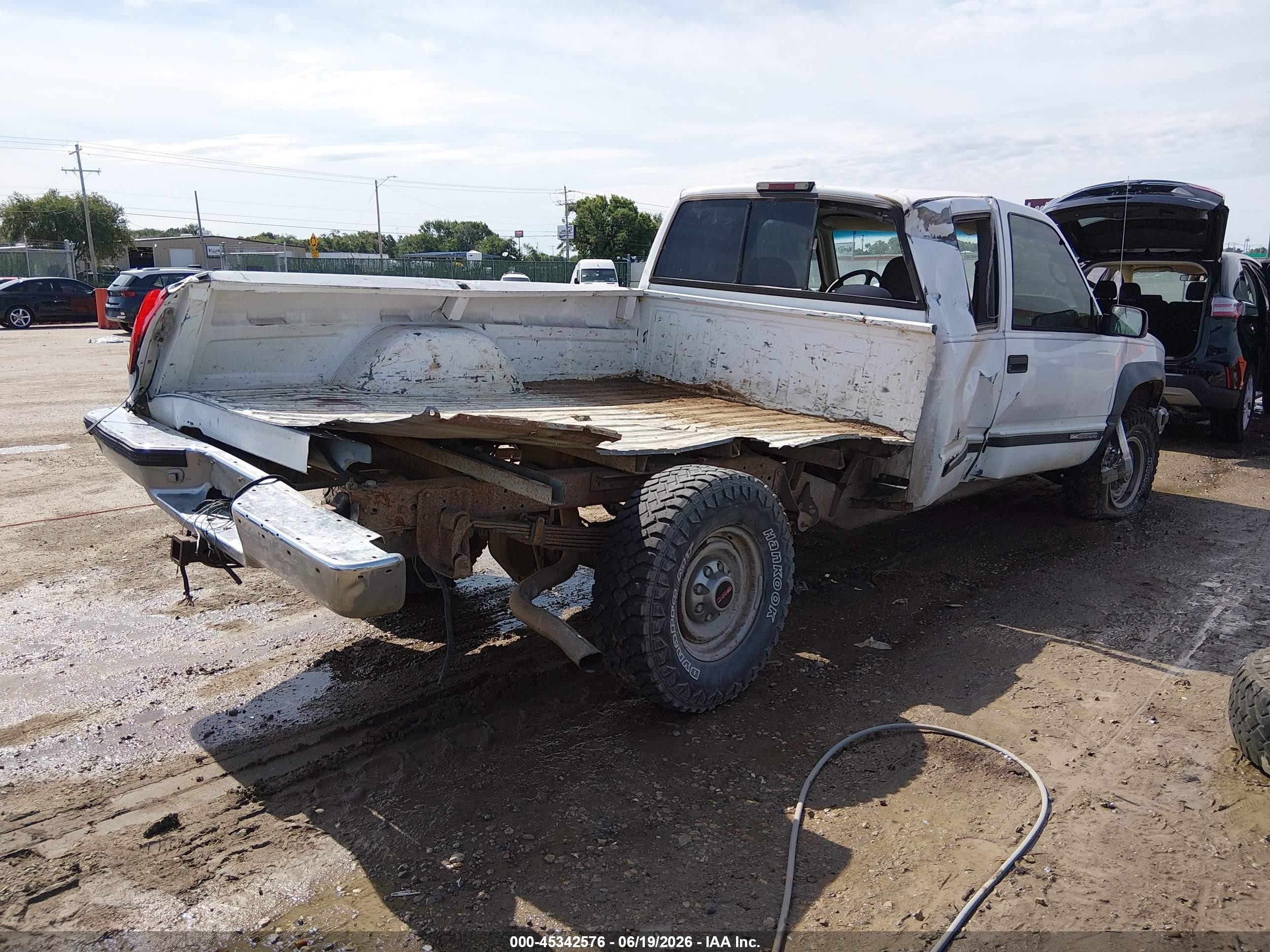 1998 Gmc Sierra 2500 Hd Sl White vin: 1GTGK29JXWE508259
