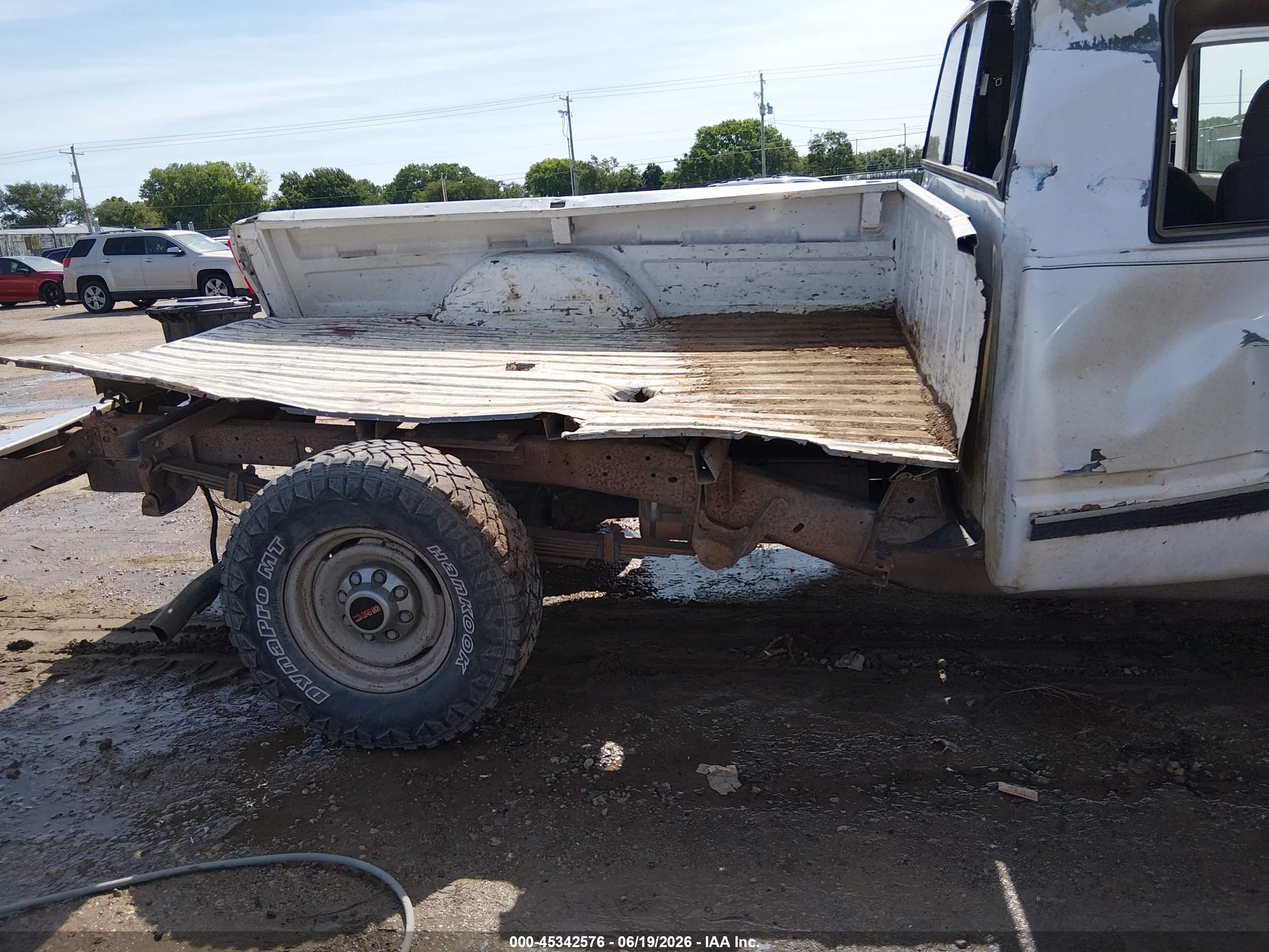 1998 Gmc Sierra 2500 Hd Sl White vin: 1GTGK29JXWE508259
