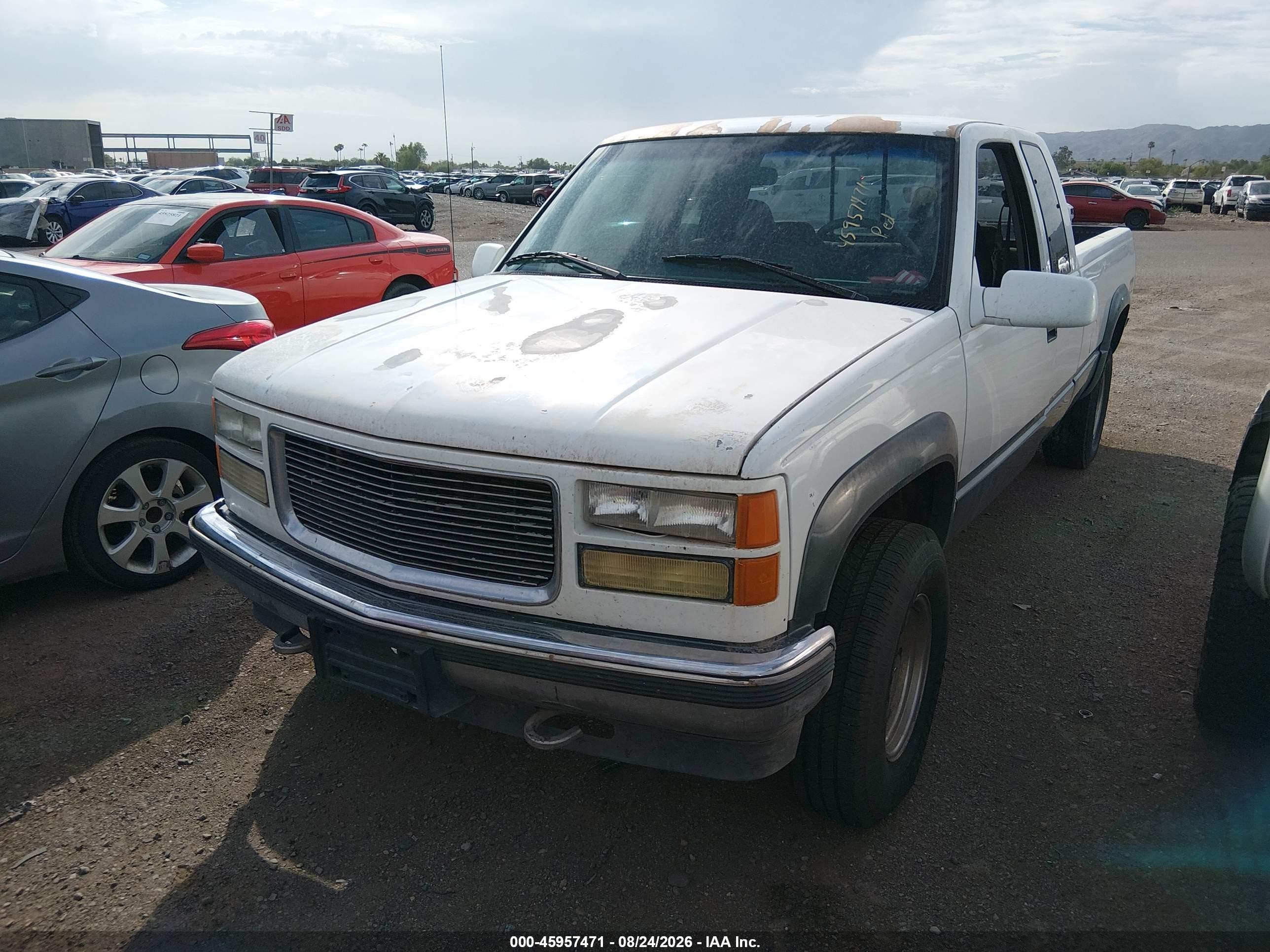 1995 Gmc Sierra K2500 White vin: 1GTGK29N6SE540316