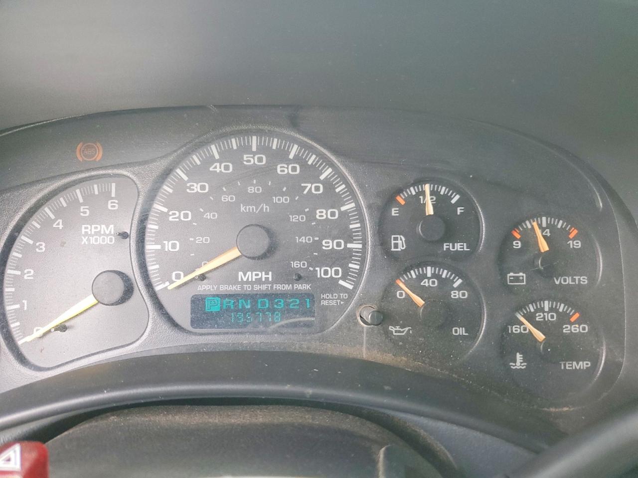 1999 Gmc New Sierra K2500 White vin: 1GTGK29U5XZ524664