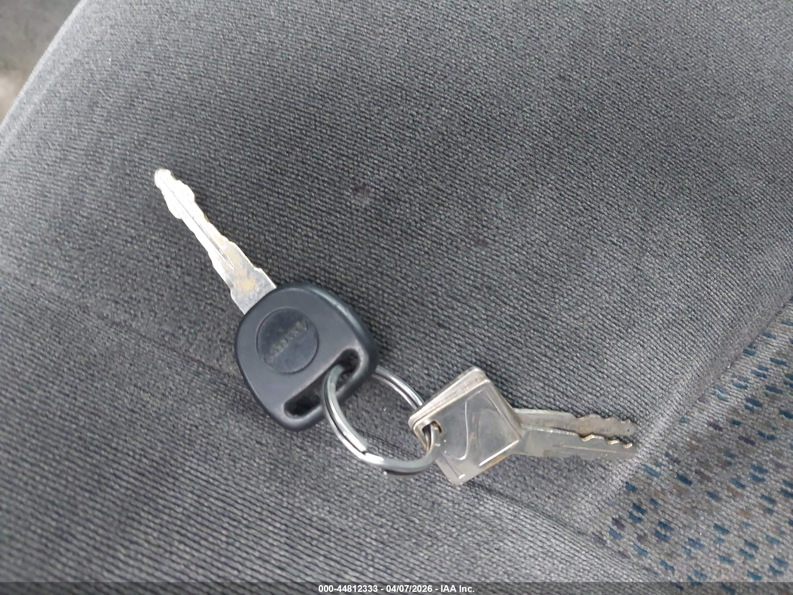 2004 Gmc Sierra 2500 Sle Dark Blue vin: 1GTGK29UX4Z103180