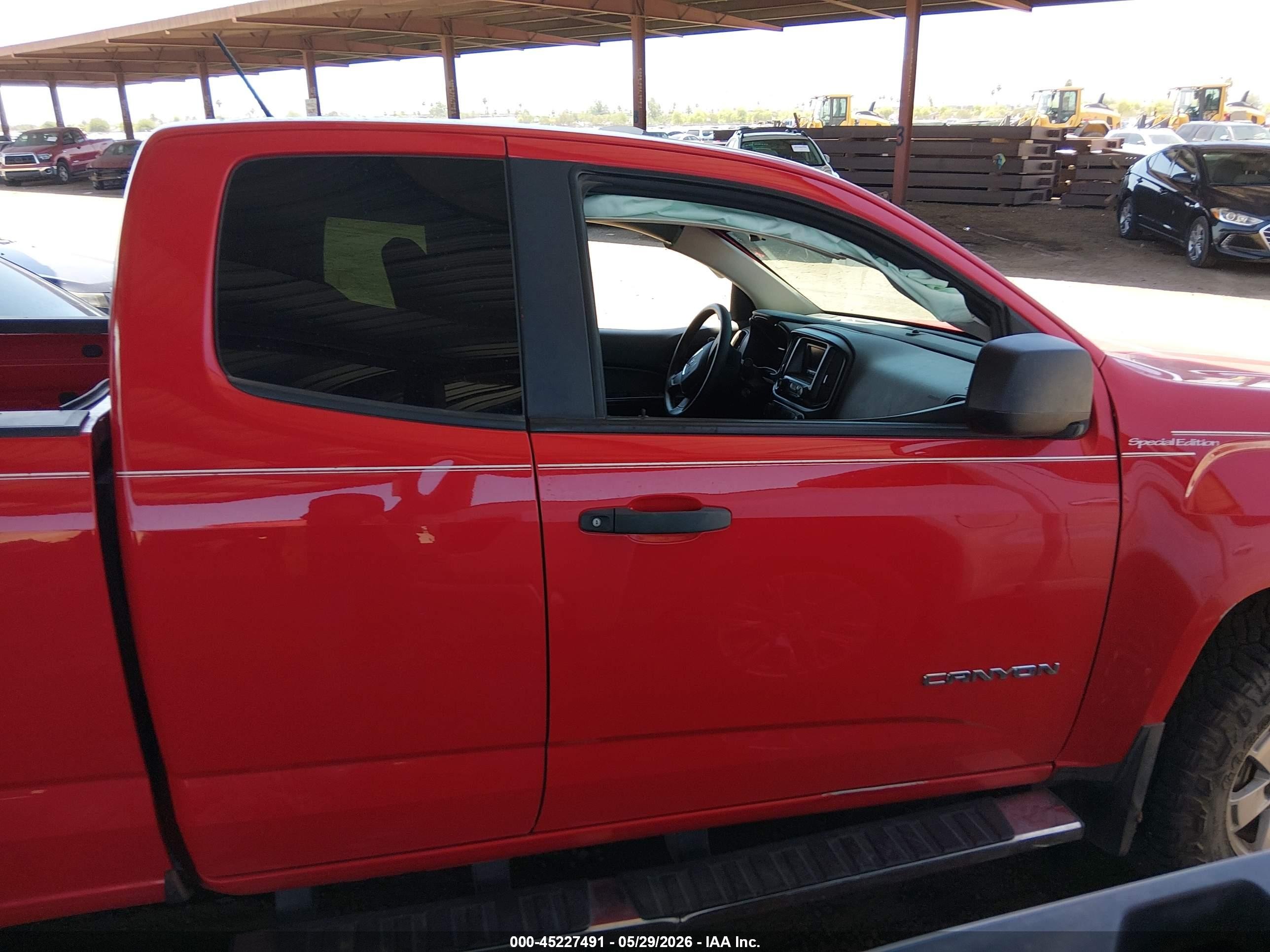 2015 Gmc Canyon Red vin: 1GTH5AE36F1185347