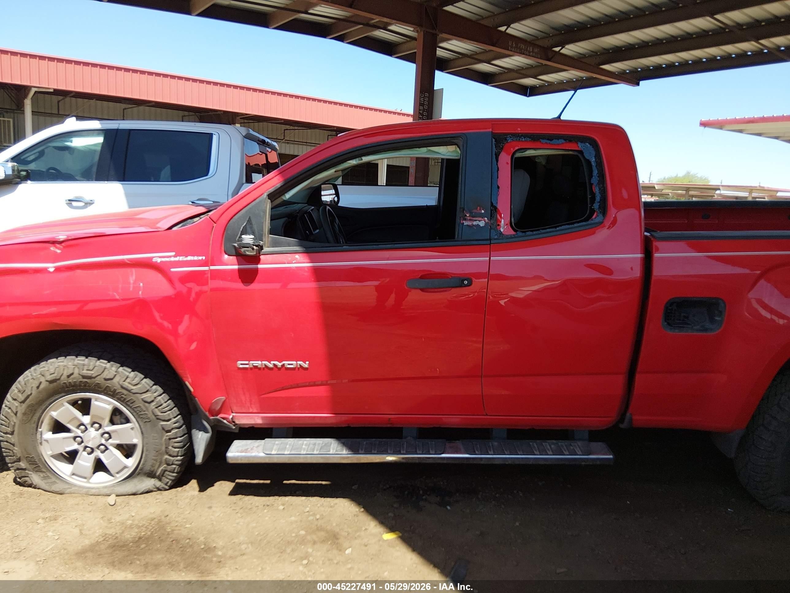 2015 Gmc Canyon Red vin: 1GTH5AE36F1185347