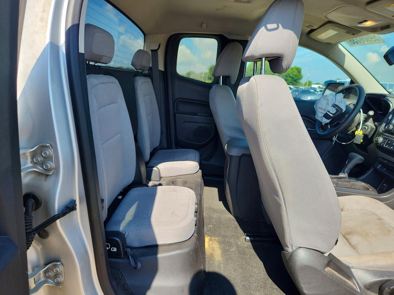 2015 Gmc Canyon Серебряный vin: 1GTH5AEA4F1176077