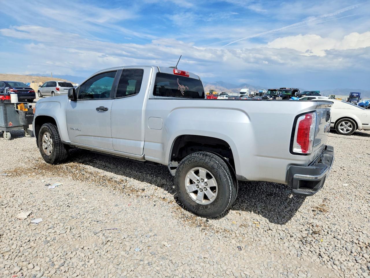 2016 Gmc Canyon Silver vin: 1GTH5BEA4G1213412