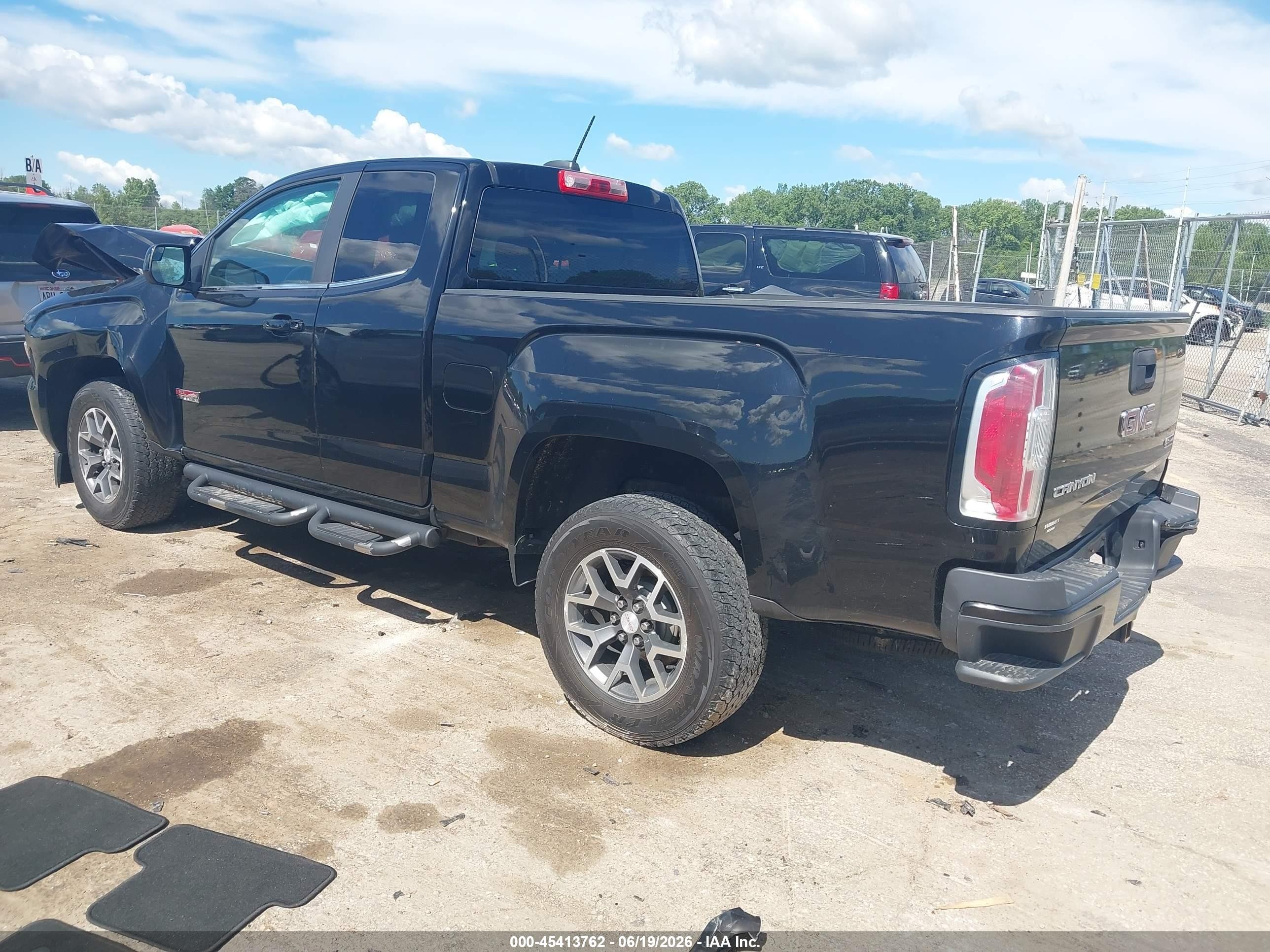 2015 Gmc Canyon 4wd Sle Black vin: 1GTH6BE32F1142739