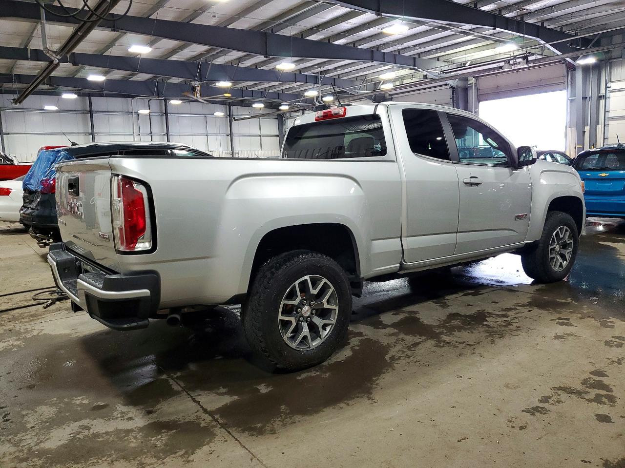 2015 Gmc Canyon Sle Серебряный vin: 1GTH6BE38F1215385