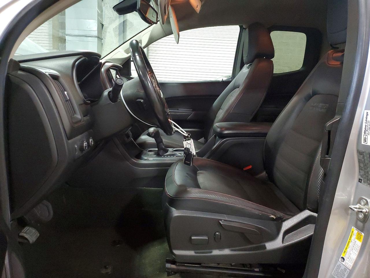 2015 Gmc Canyon Sle Серебряный vin: 1GTH6BE38F1215385
