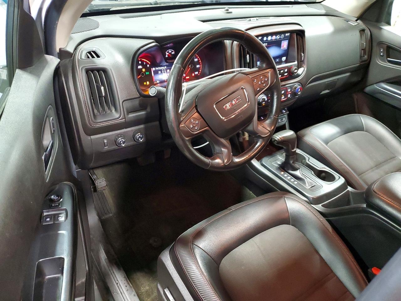 2015 Gmc Canyon Sle Серебряный vin: 1GTH6BE38F1215385