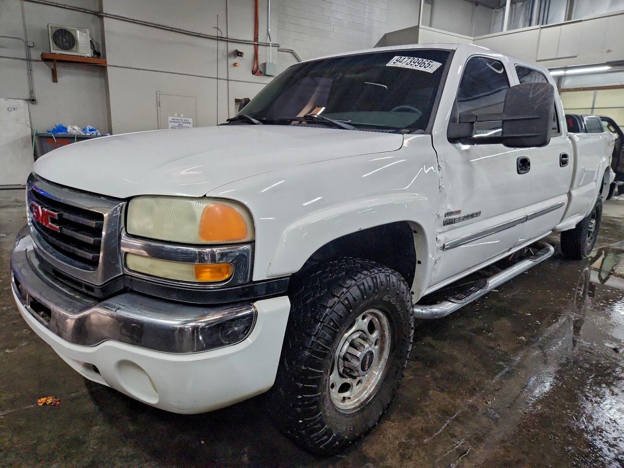 2003 Gmc Sierra C2500 Heavy Duty White vin: 1GTHC23193F217672