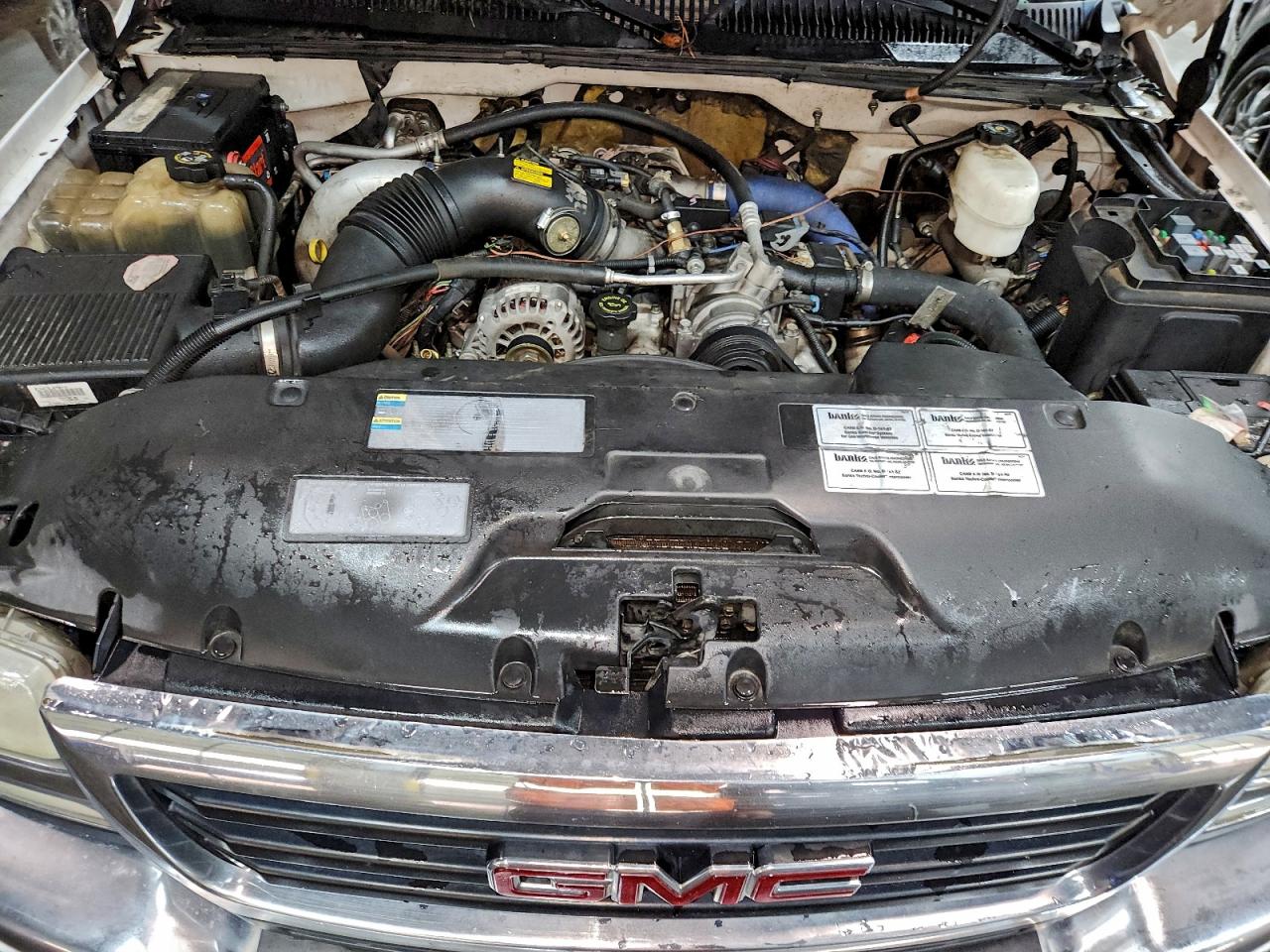 2003 Gmc Sierra C2500 Heavy Duty White vin: 1GTHC23193F217672