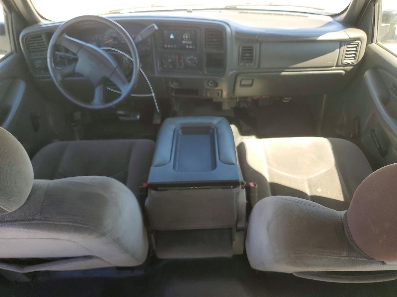 2006 Gmc Sierra C2500 White vin: 1GTHC23D36F201370
