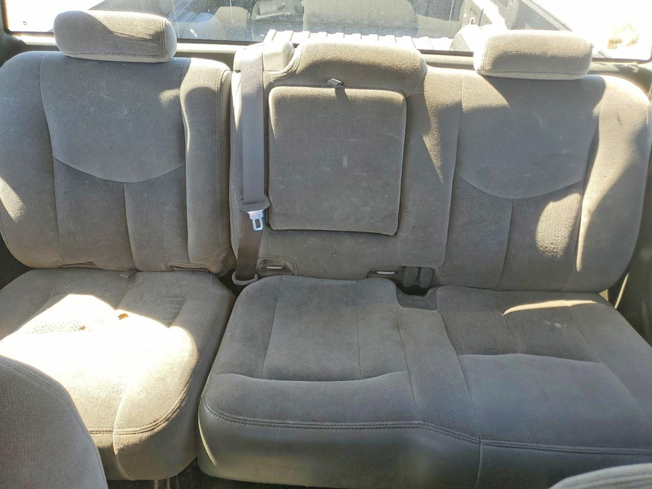 2006 Gmc Sierra C2500 White vin: 1GTHC23D36F201370