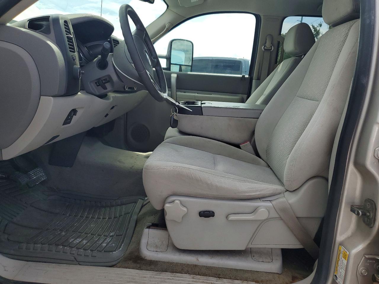 2008 Gmc Sierra C2500 Heavy Duty Beige vin: 1GTHC23K68F158306