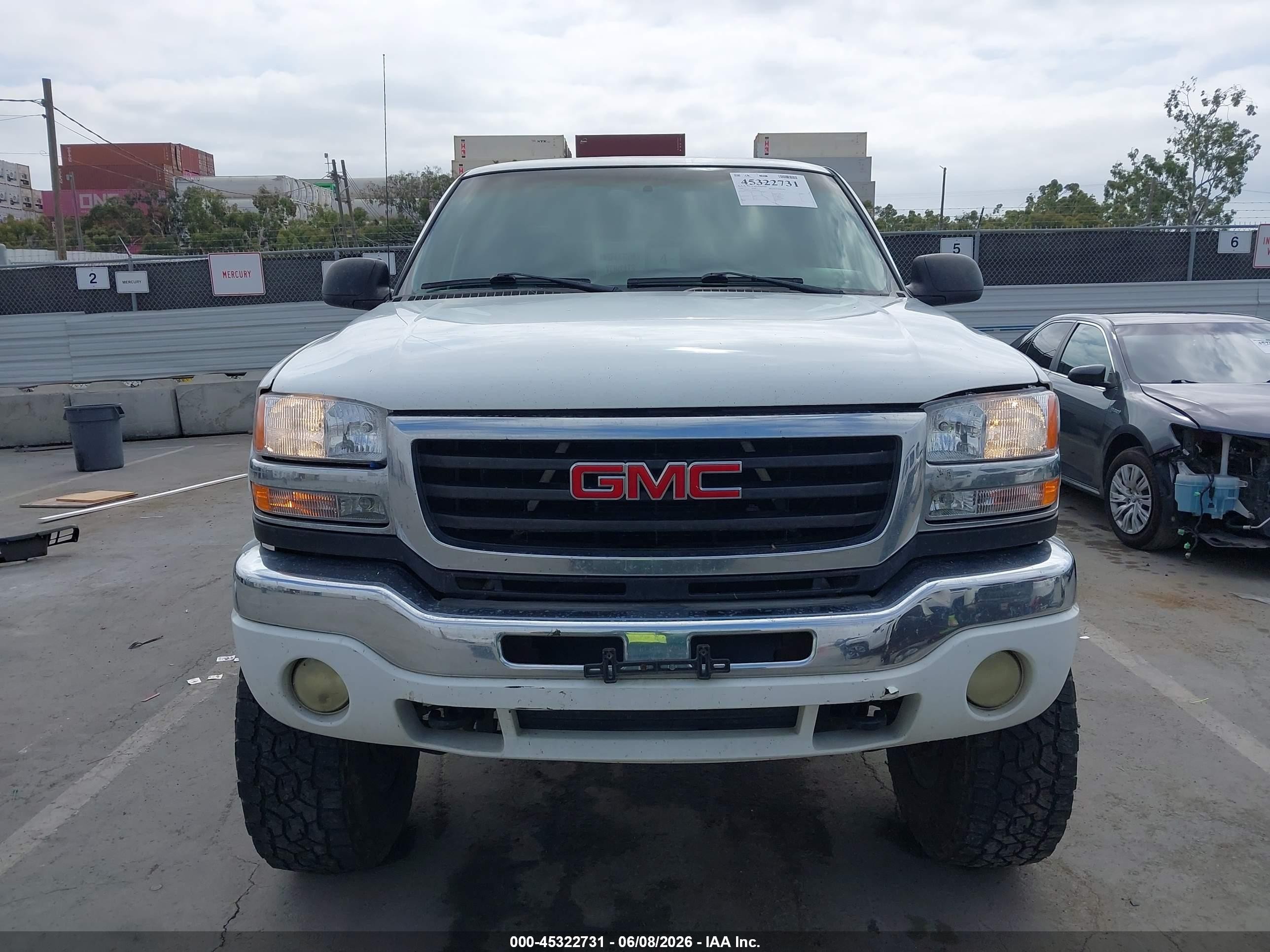 2003 Gmc Sierra 2500hd Sle Белый vin: 1GTHC23U63F201326
