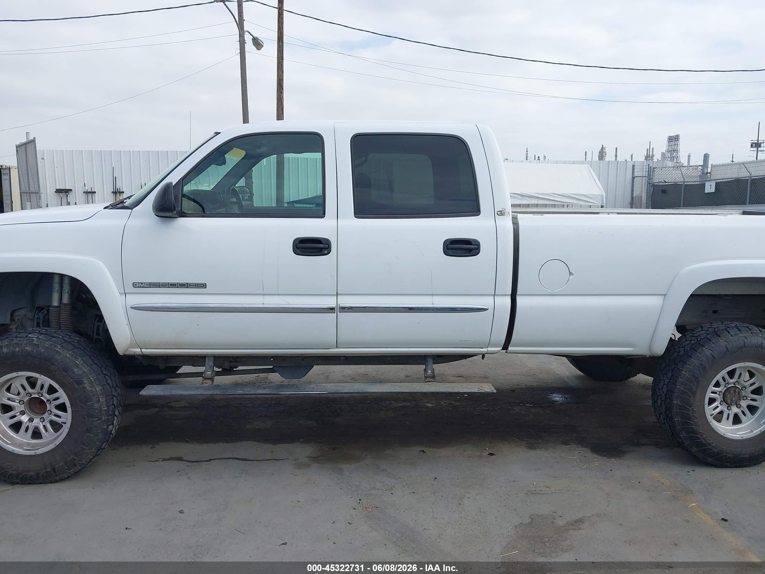 2003 Gmc Sierra 2500hd Sle Белый vin: 1GTHC23U63F201326